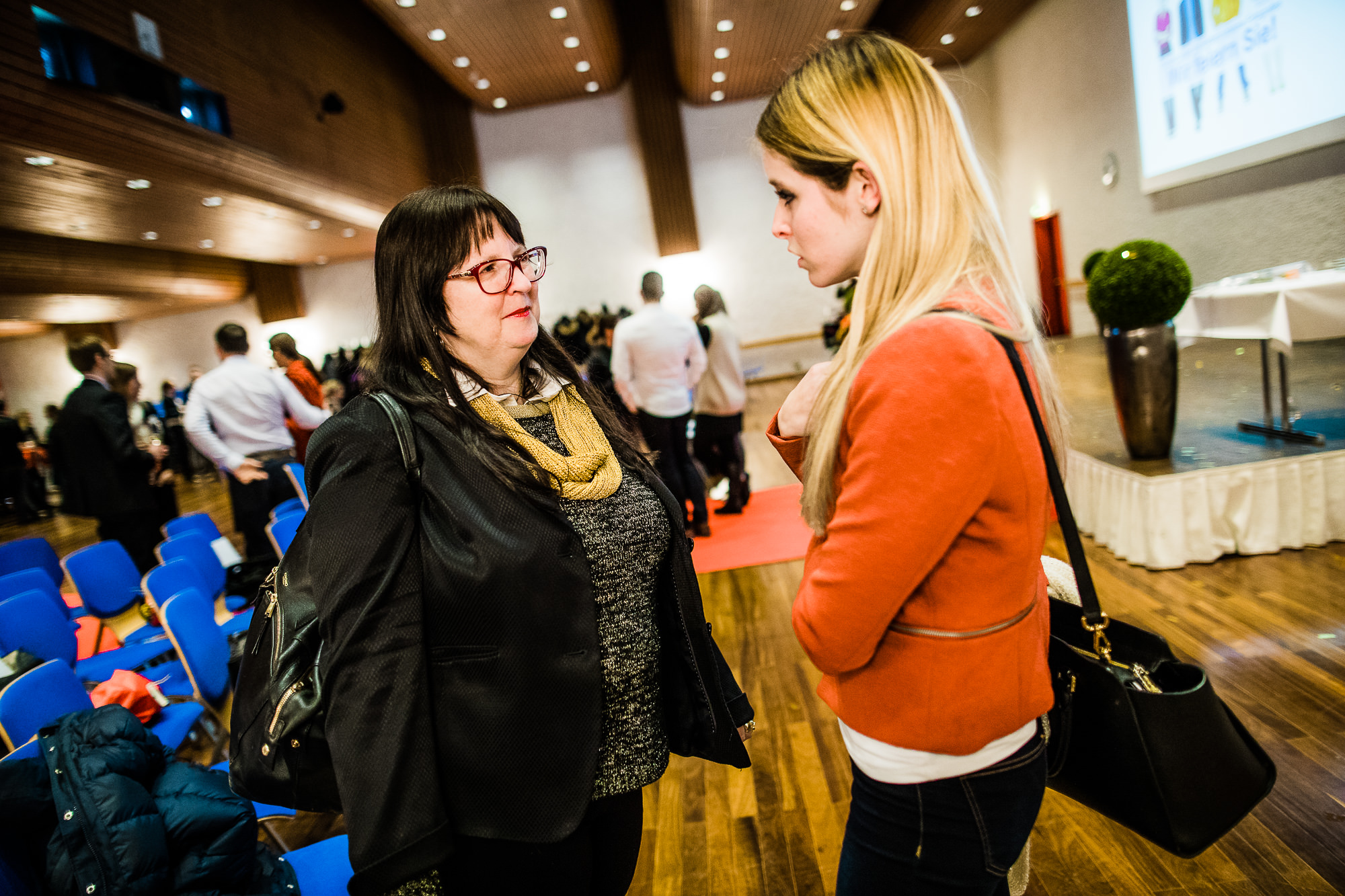 Export x3 1DX20151 KVZ Diplomfeier Sozialversicherungsfachleute