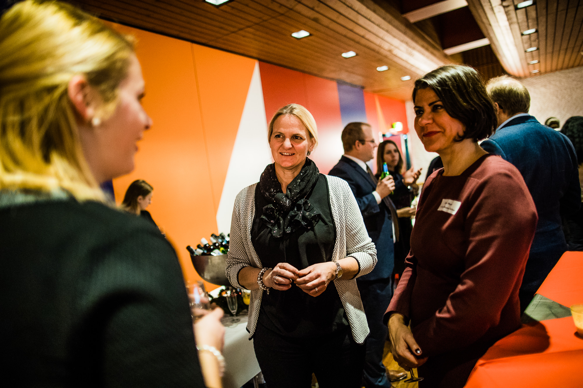 Export x3 1DX20157 KVZ Diplomfeier Sozialversicherungsfachleute