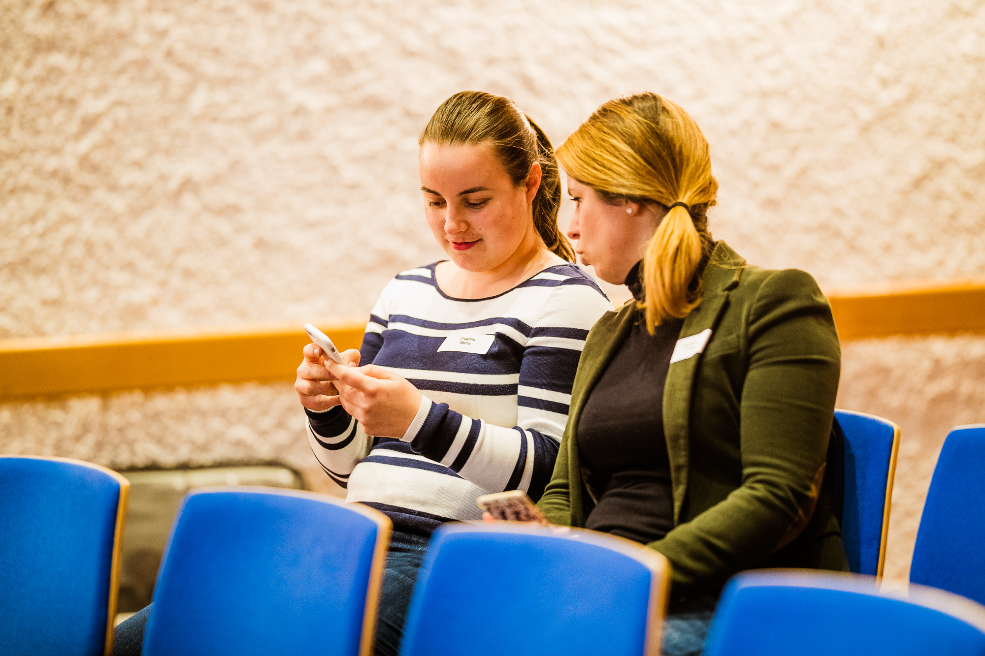 Export x3 1DX29075 KVZ Diplomfeier Sozialversicherungsfachleute