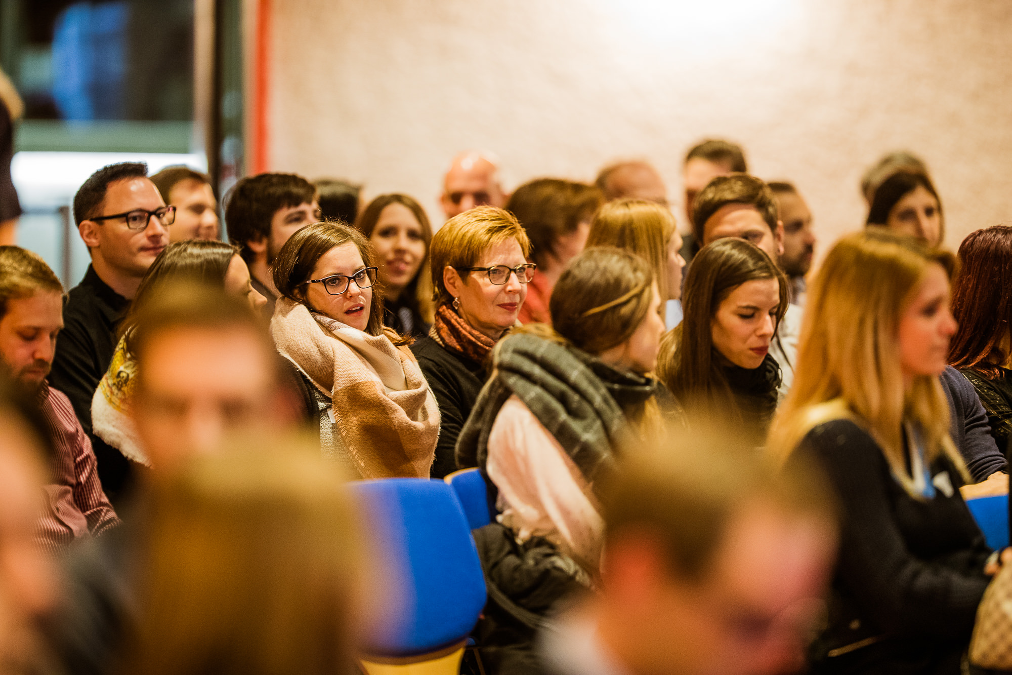 Export x3 1DX29113 KVZ Diplomfeier Sozialversicherungsfachleute