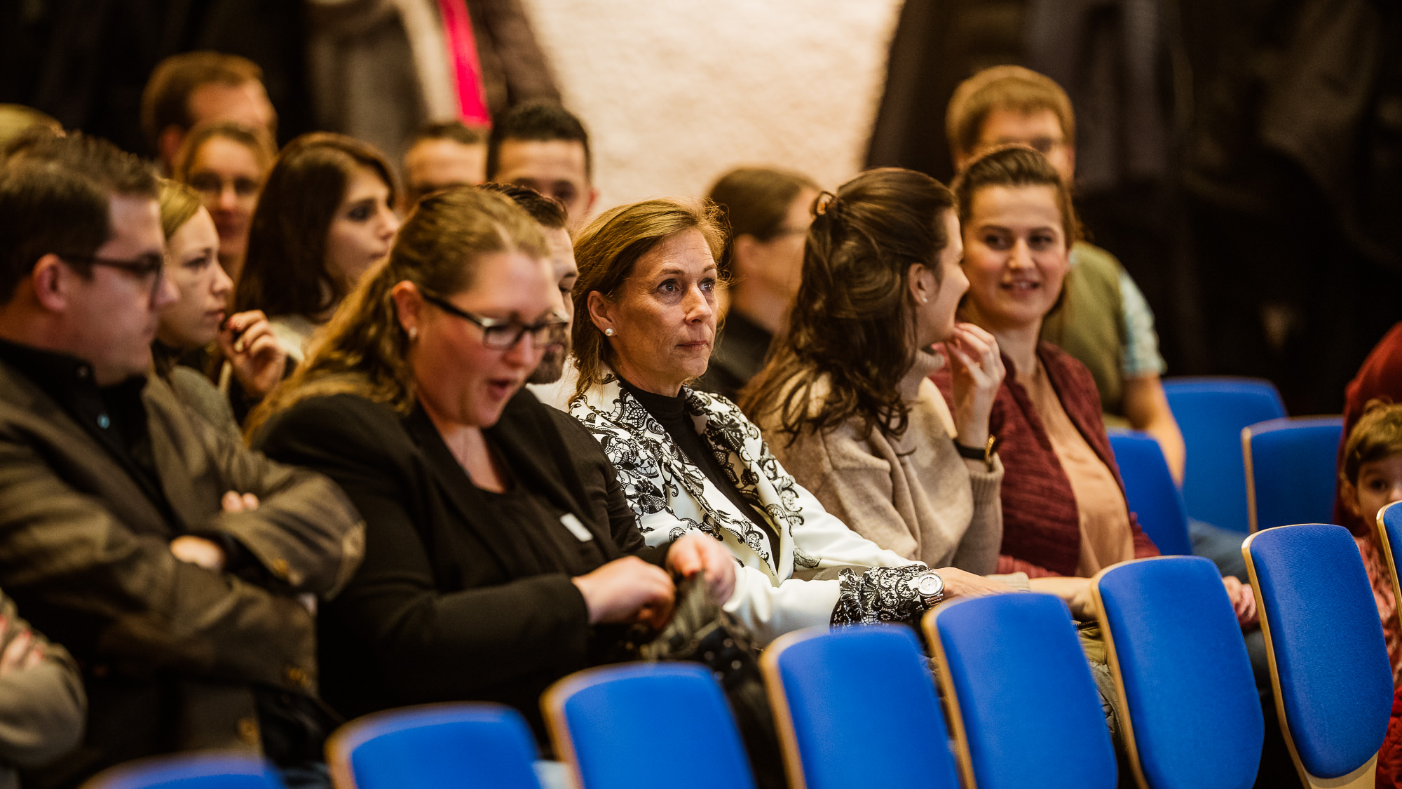 Export x3 1DX29130 KVZ Diplomfeier Sozialversicherungsfachleute