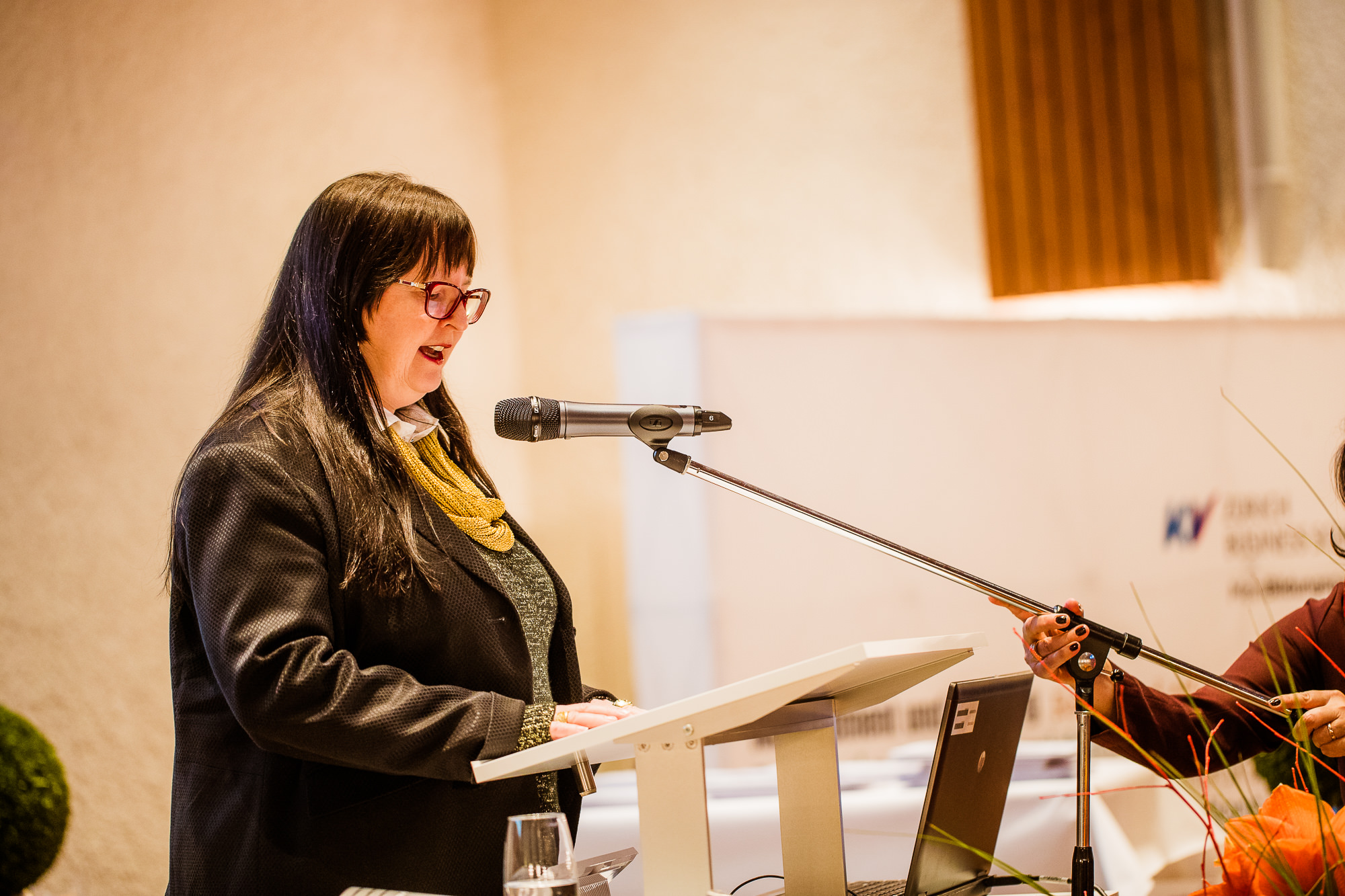 Export x3 1DX29257 KVZ Diplomfeier Sozialversicherungsfachleute