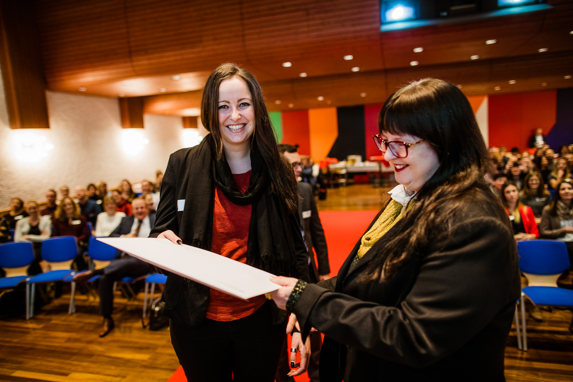 Export x3 1DX29378 KVZ Diplomfeier Sozialversicherungsfachleute