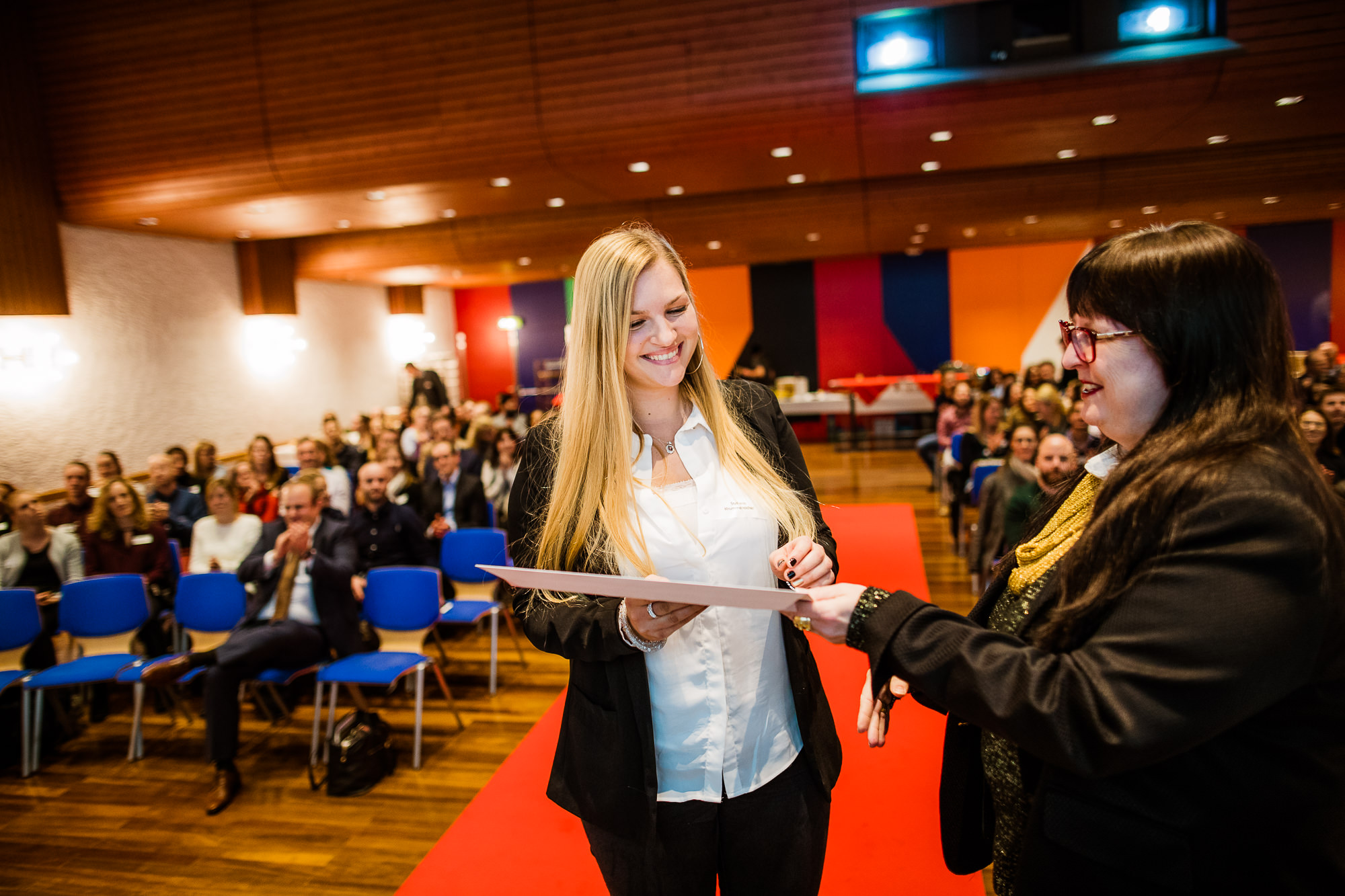 Export x3 1DX29397 KVZ Diplomfeier Sozialversicherungsfachleute