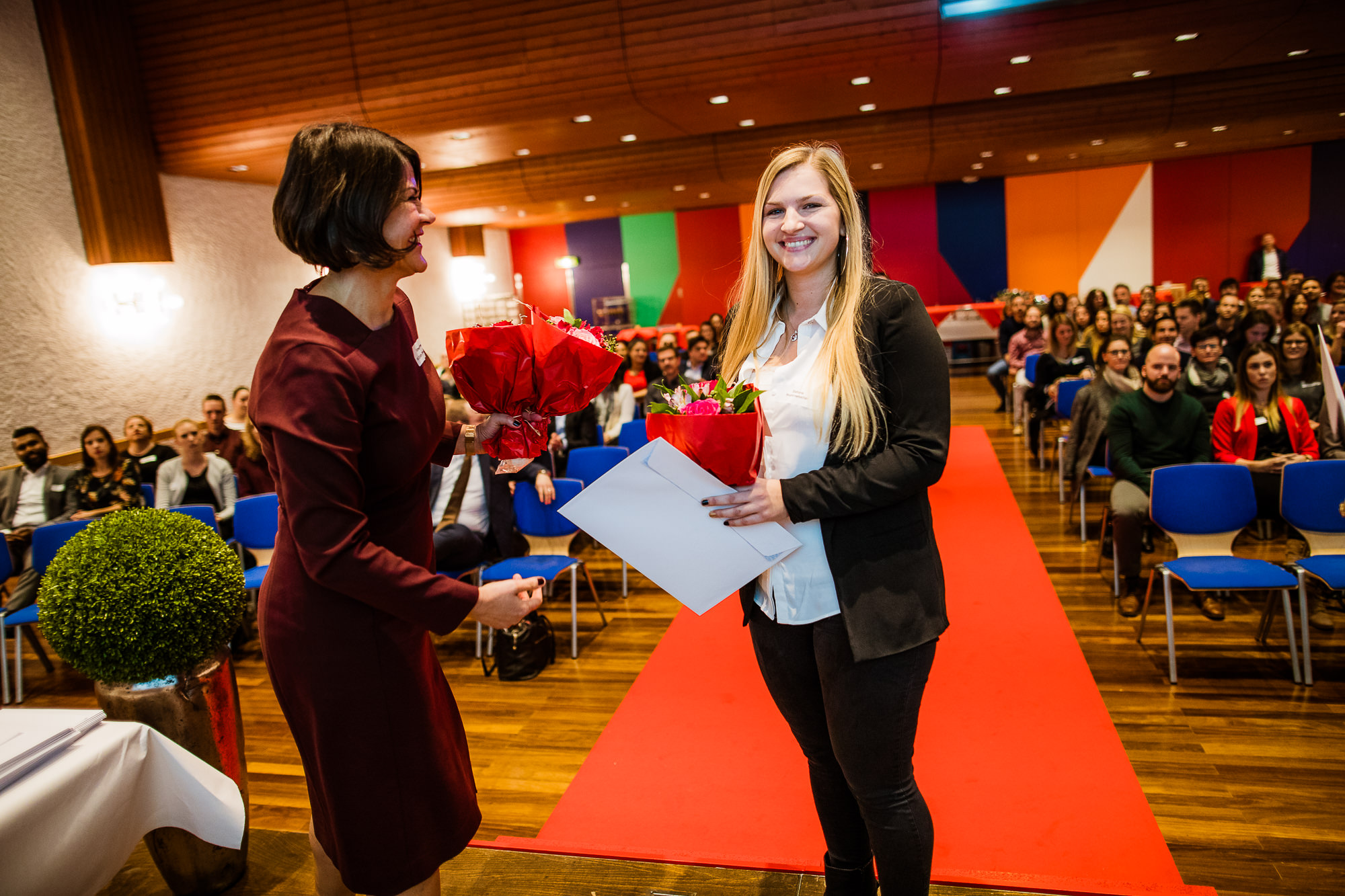 Export x3 1DX29404 KVZ Diplomfeier Sozialversicherungsfachleute