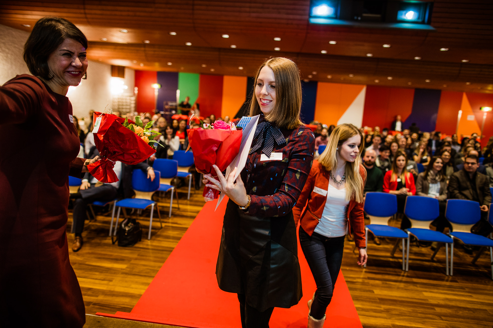 Export x3 1DX29488 KVZ Diplomfeier Sozialversicherungsfachleute