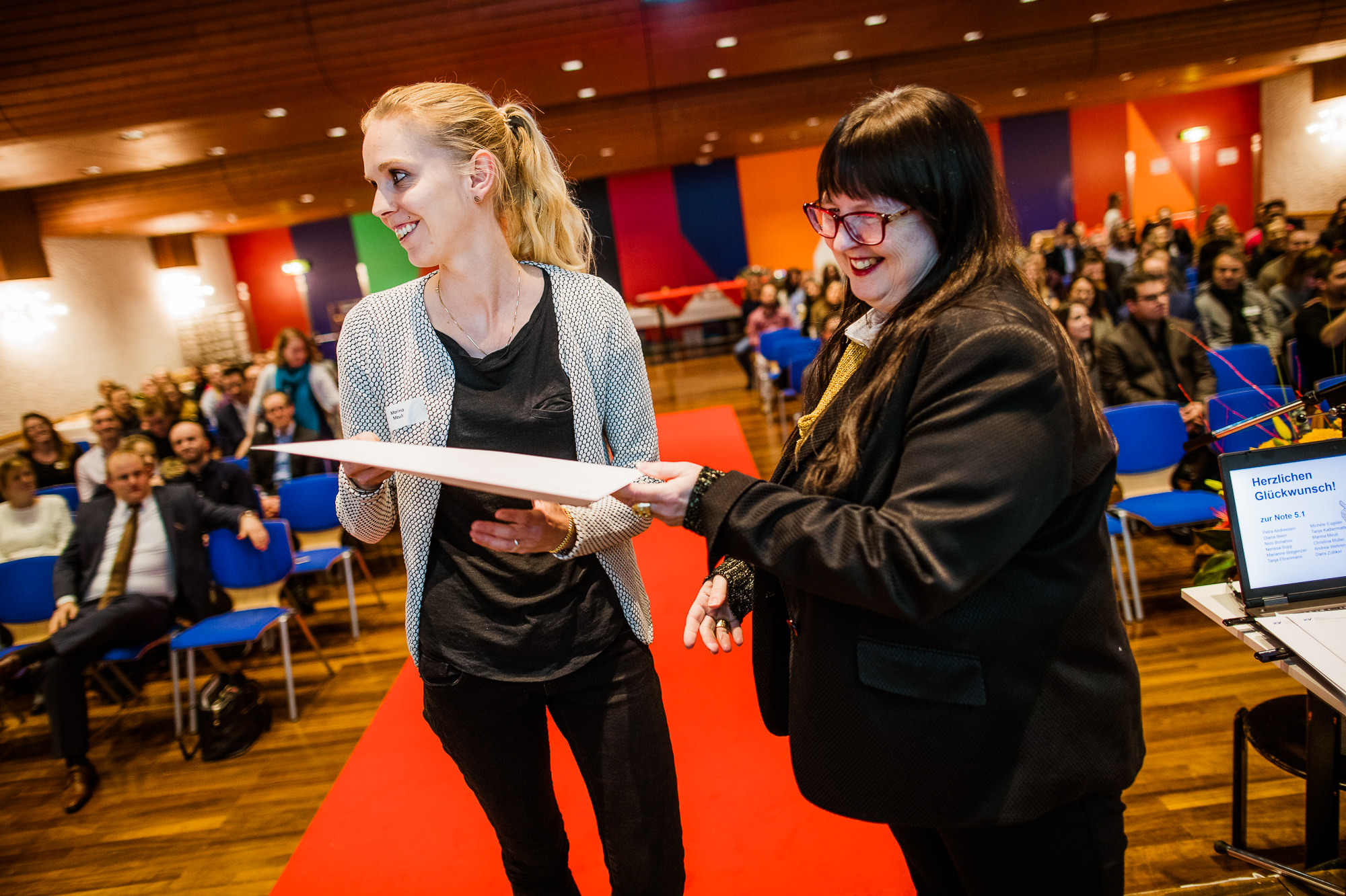 Export x3 1DX29501 KVZ Diplomfeier Sozialversicherungsfachleute