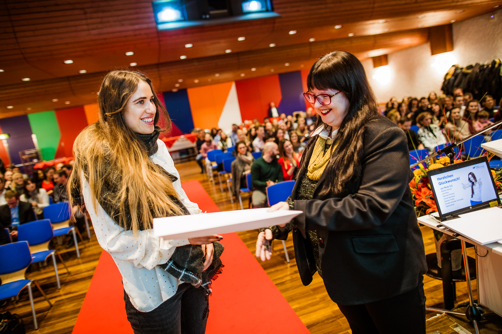 Export x3 1DX29524 KVZ Diplomfeier Sozialversicherungsfachleute