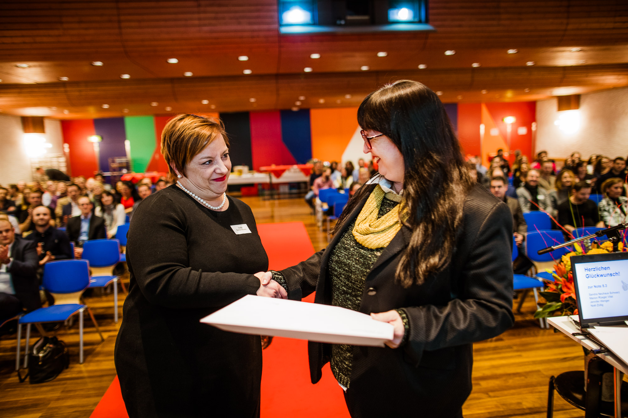 Export x3 1DX29547 KVZ Diplomfeier Sozialversicherungsfachleute