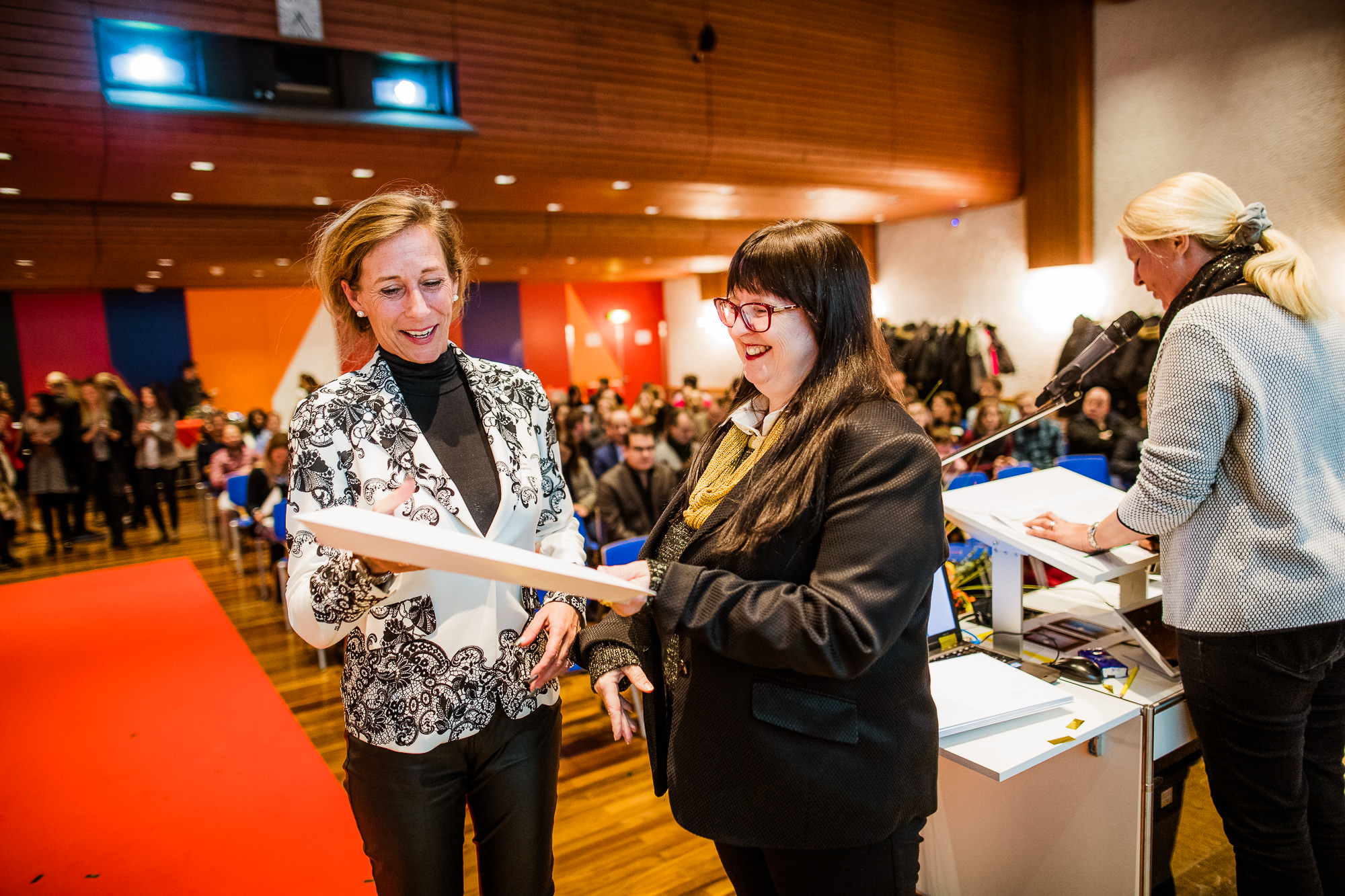 Export x3 1DX29650 KVZ Diplomfeier Sozialversicherungsfachleute