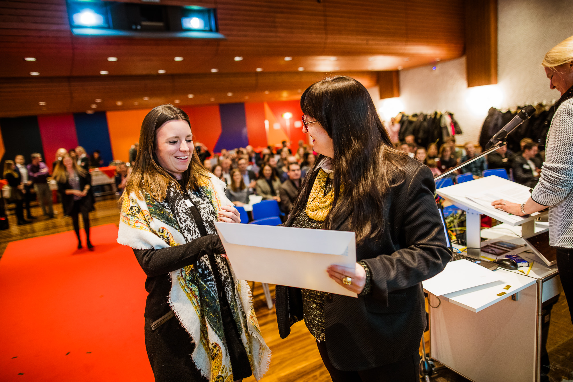 Export x3 1DX29666 KVZ Diplomfeier Sozialversicherungsfachleute