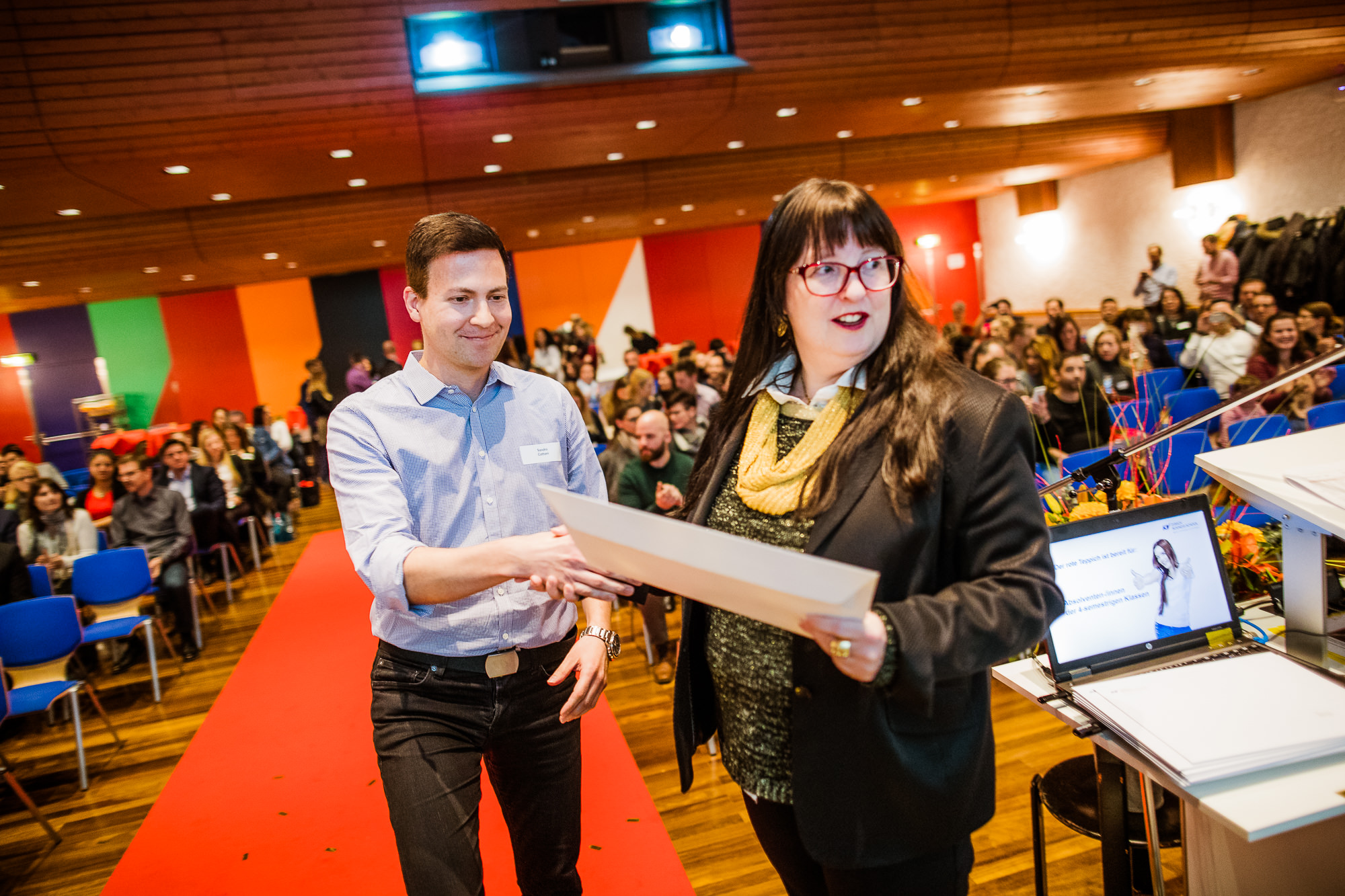 Export x3 1DX29682 KVZ Diplomfeier Sozialversicherungsfachleute