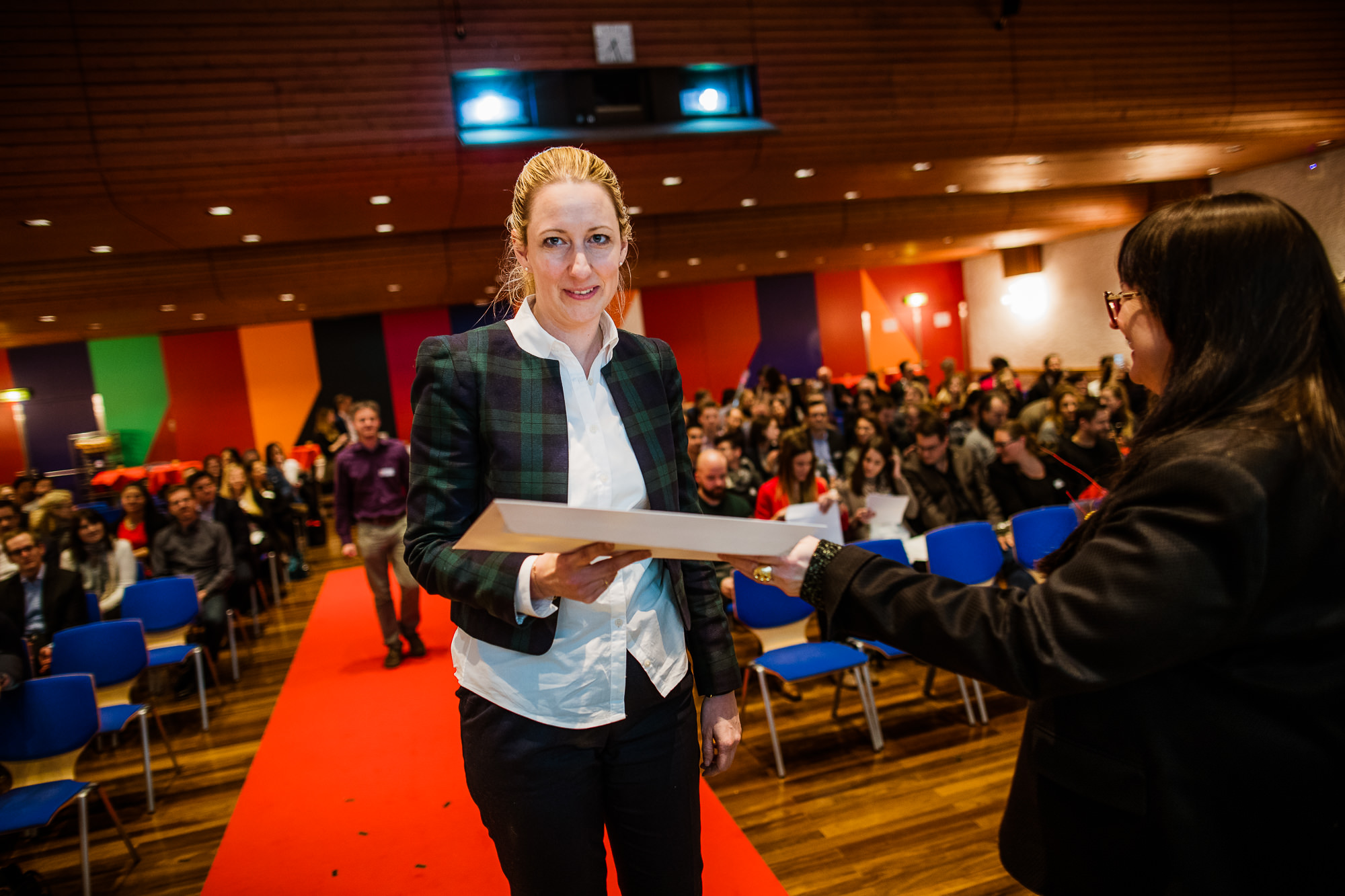 Export x3 1DX29768 KVZ Diplomfeier Sozialversicherungsfachleute