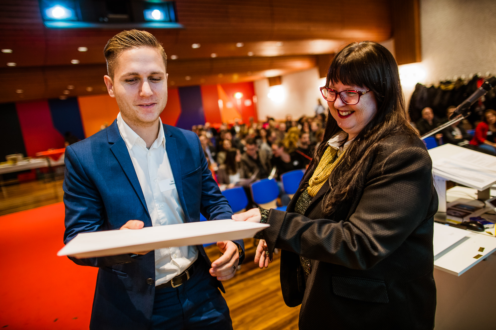 Export x3 1DX29789 KVZ Diplomfeier Sozialversicherungsfachleute