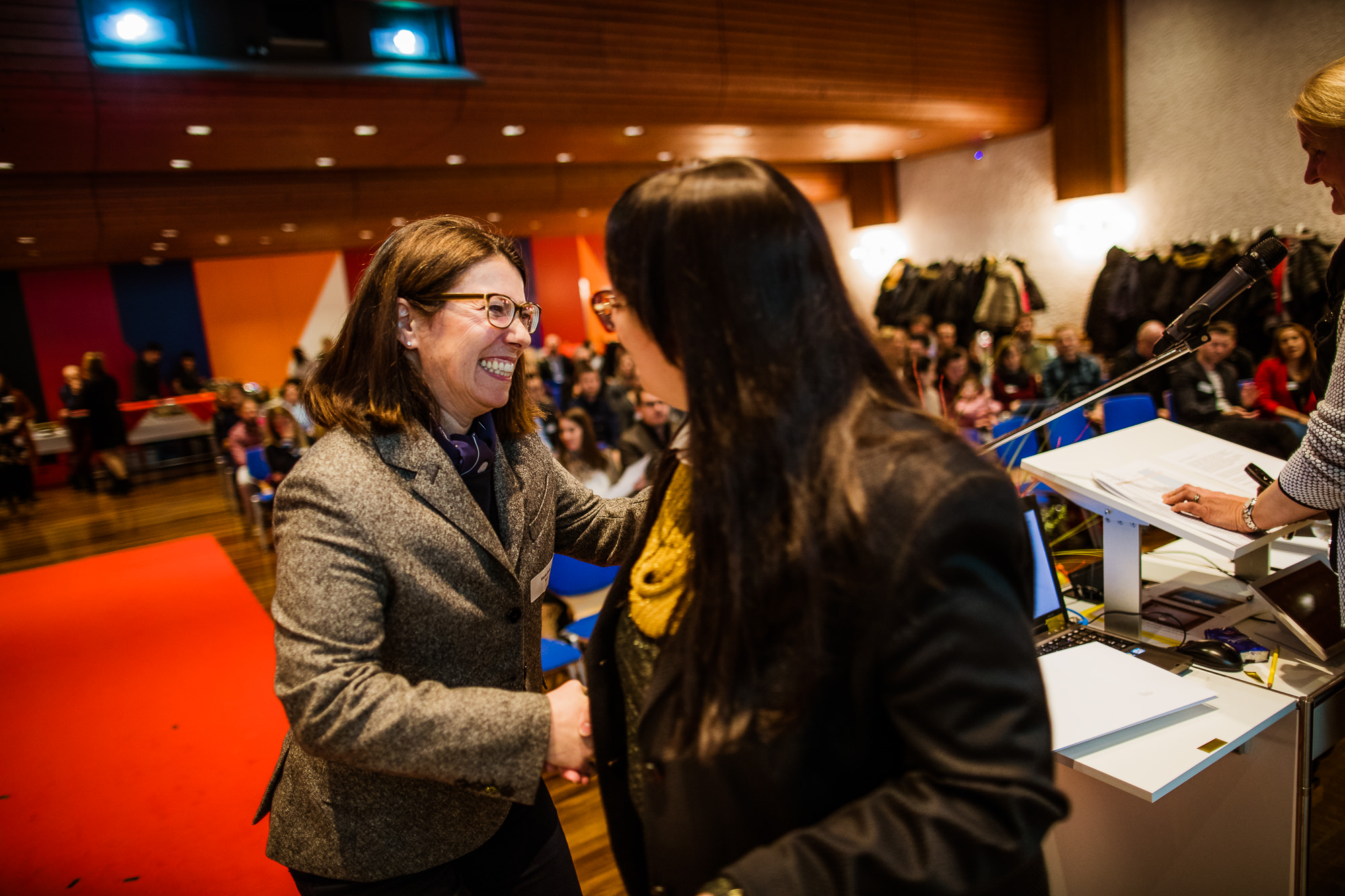 Export x3 1DX29826 KVZ Diplomfeier Sozialversicherungsfachleute