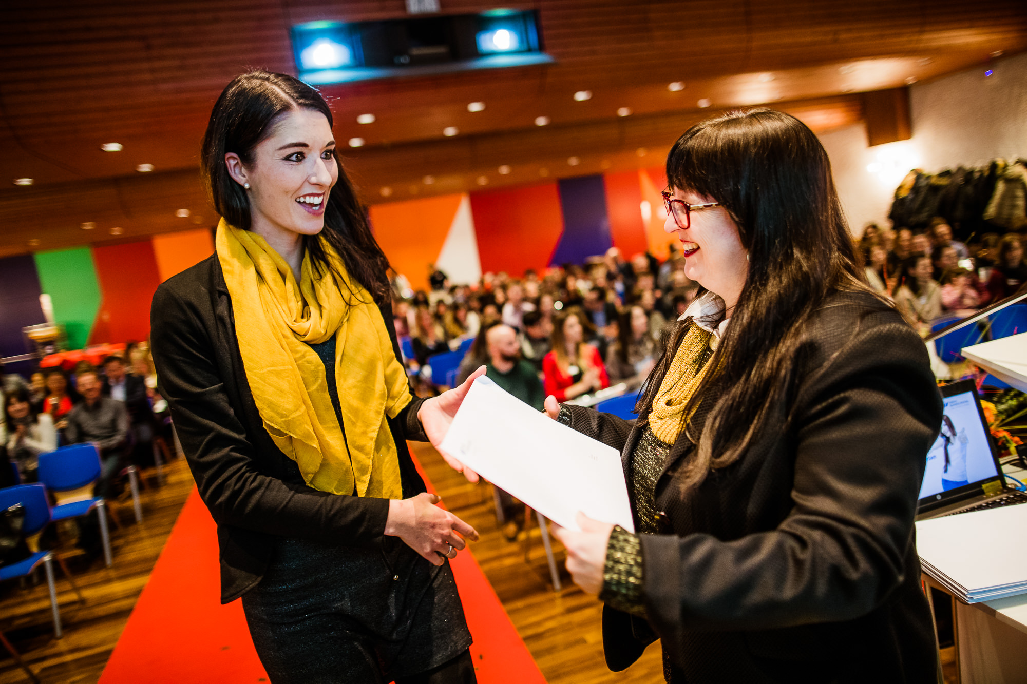 Export x3 1DX29871 KVZ Diplomfeier Sozialversicherungsfachleute