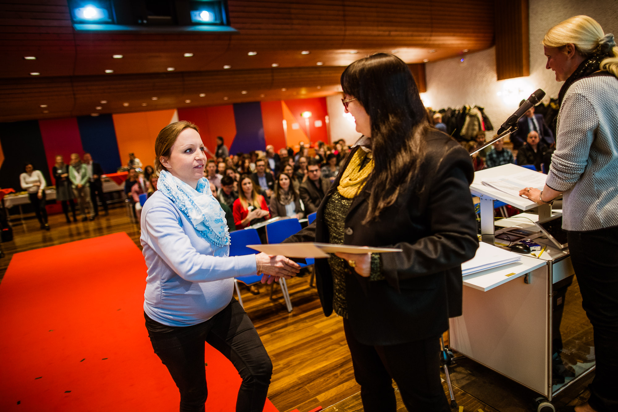 Export x3 1DX29879 KVZ Diplomfeier Sozialversicherungsfachleute