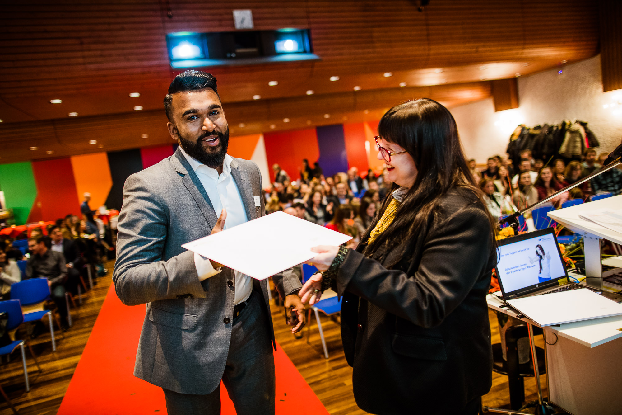 Export x3 1DX29944 KVZ Diplomfeier Sozialversicherungsfachleute