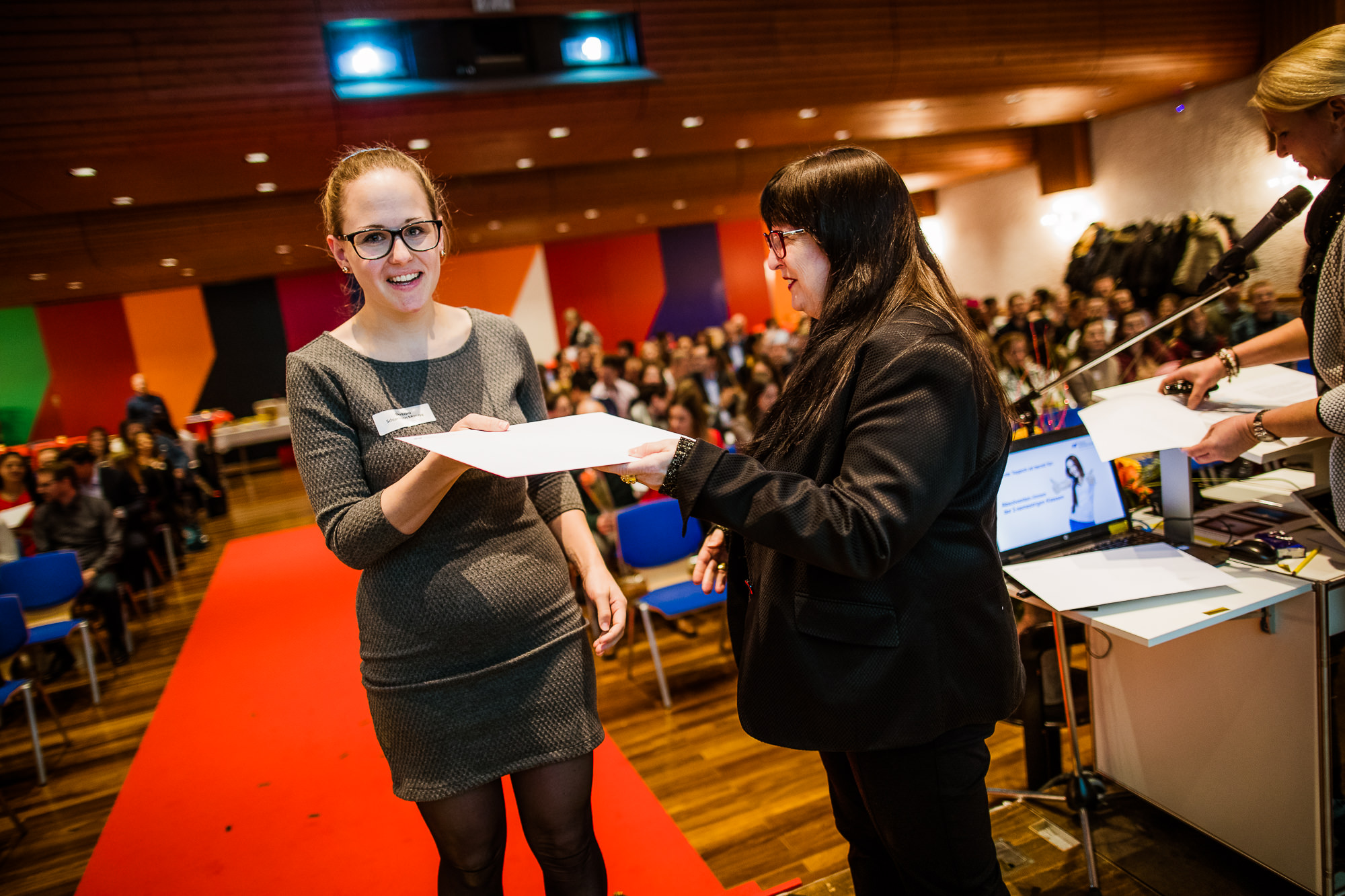 Export x3 1DX29953 KVZ Diplomfeier Sozialversicherungsfachleute