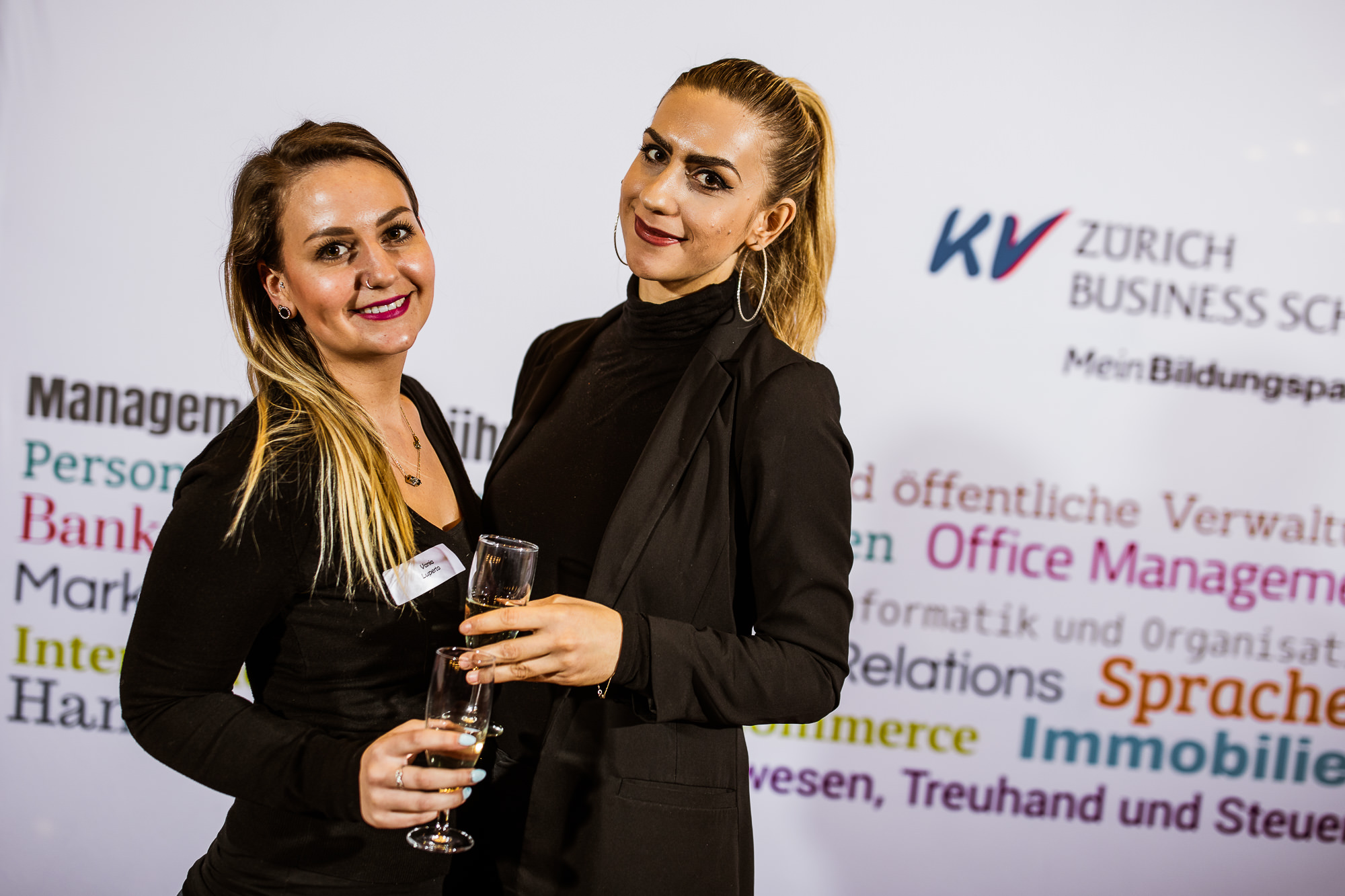 Export x3 5D4 9003 KVZ Diplomfeier Sozialversicherungsfachleute