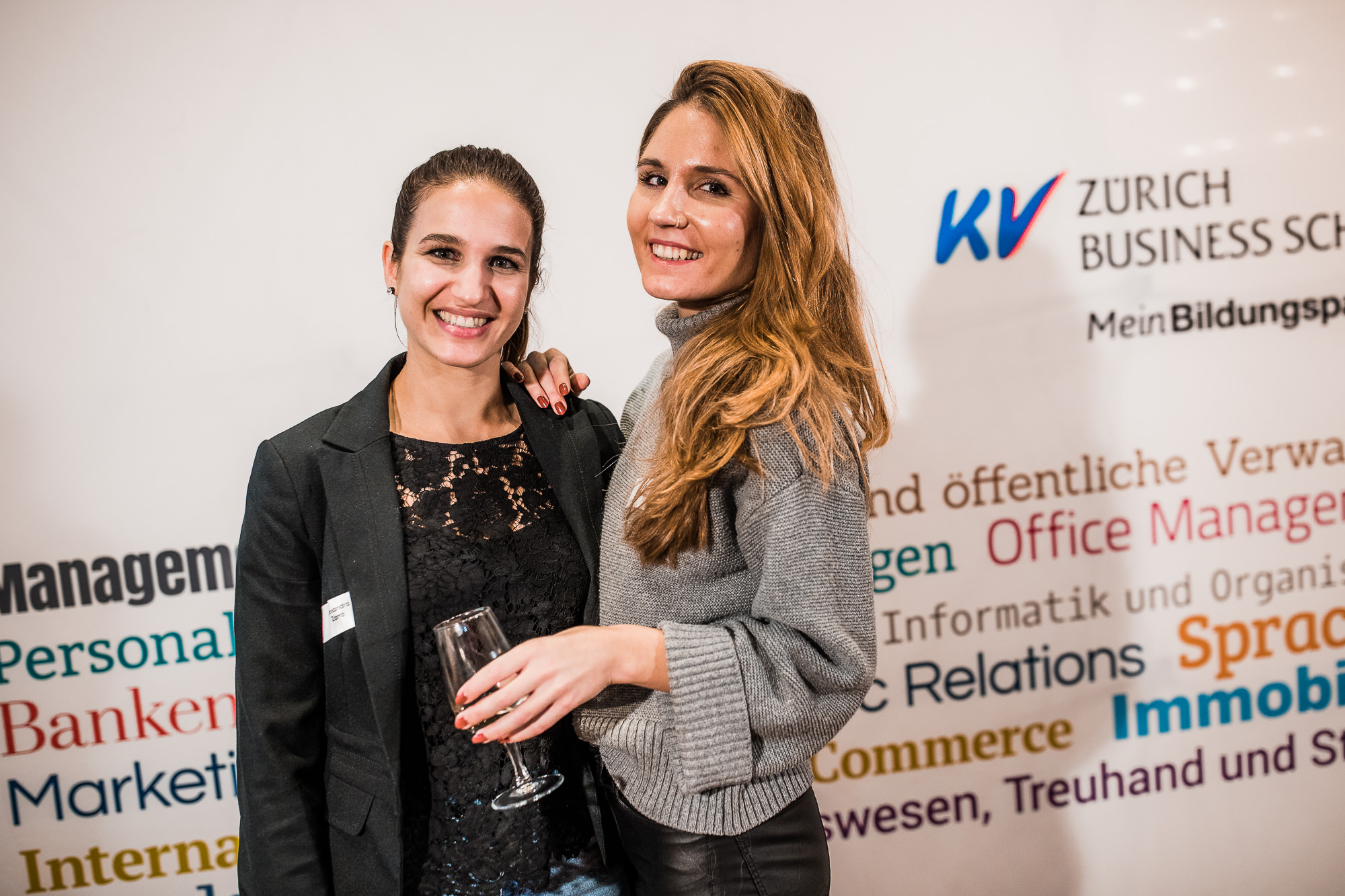 Export x3 5D4 9097 KVZ Diplomfeier Sozialversicherungsfachleute