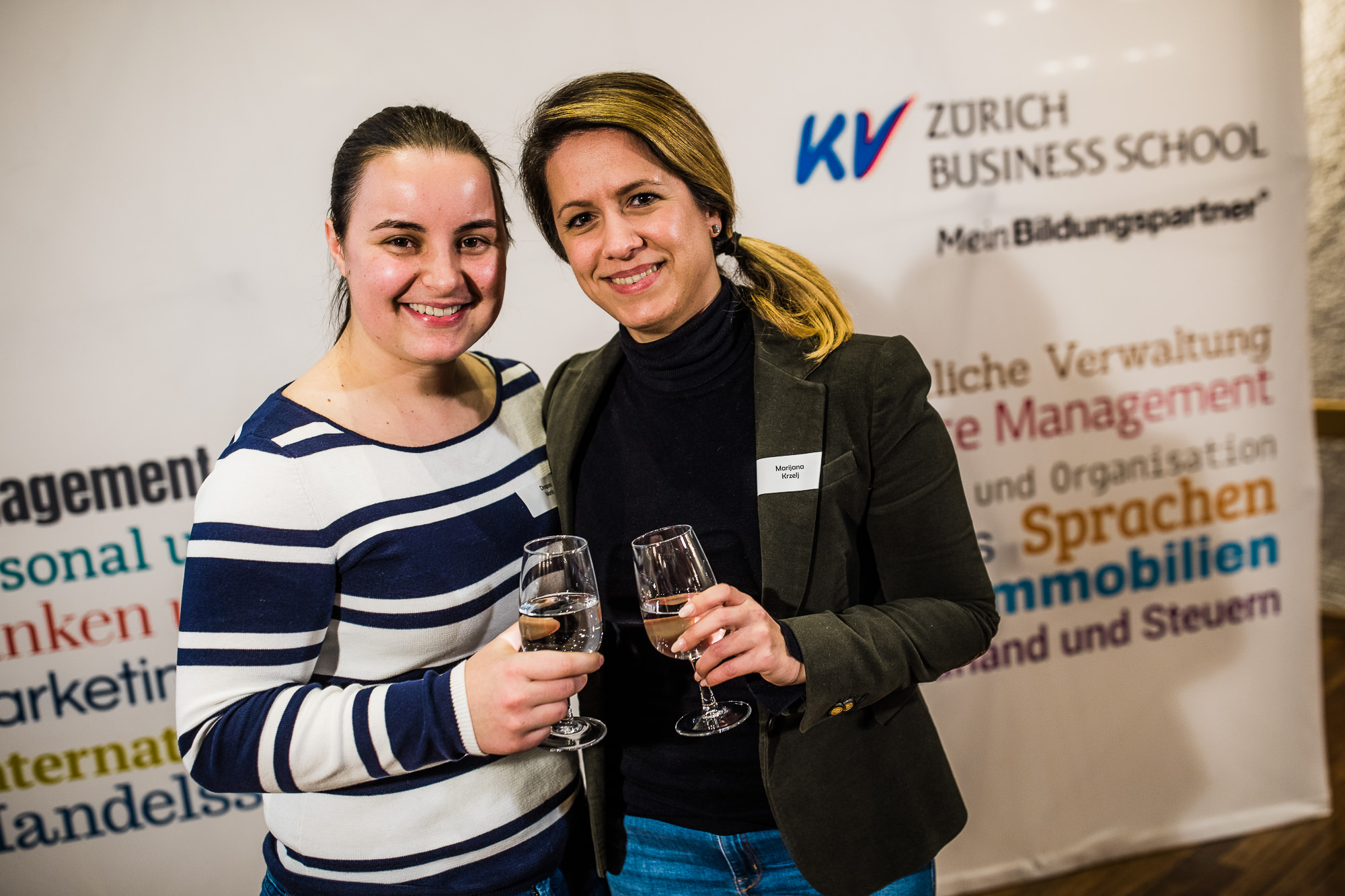 Export x3 5D4 9108 KVZ Diplomfeier Sozialversicherungsfachleute