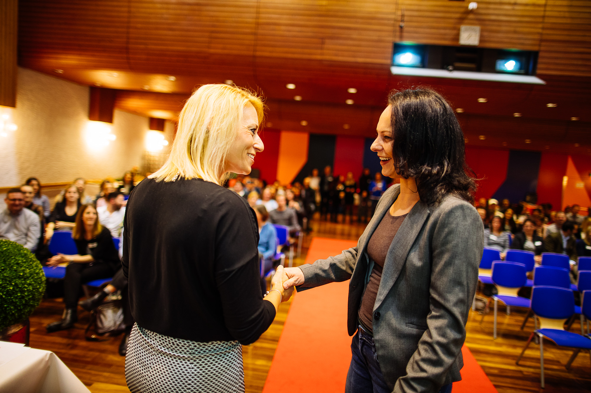 Export x3 1DX20681 KVZ Diplomfeier Sachbearbeiter