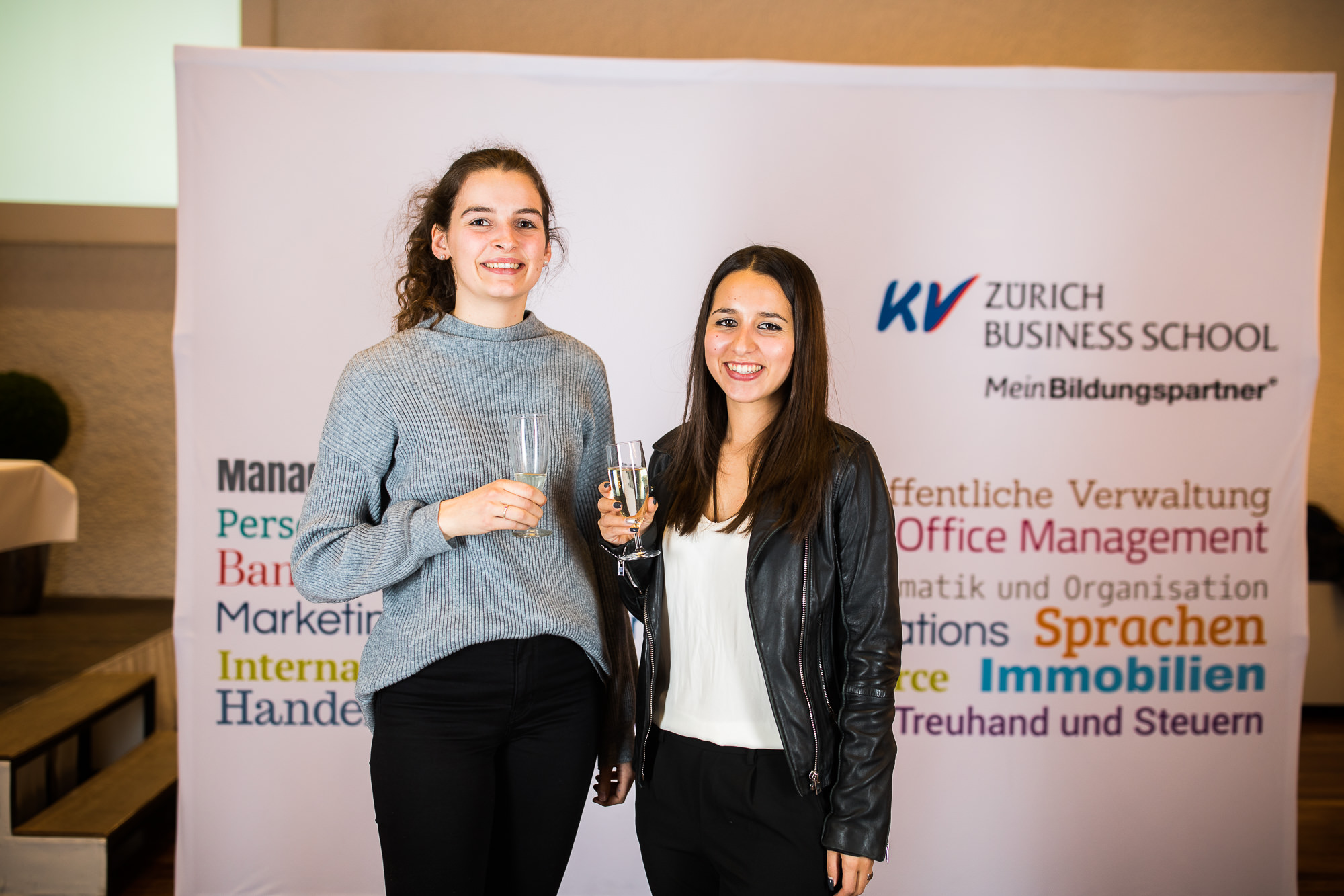 Export x3 5D4 9225 KVZ Diplomfeier Sachbearbeiter