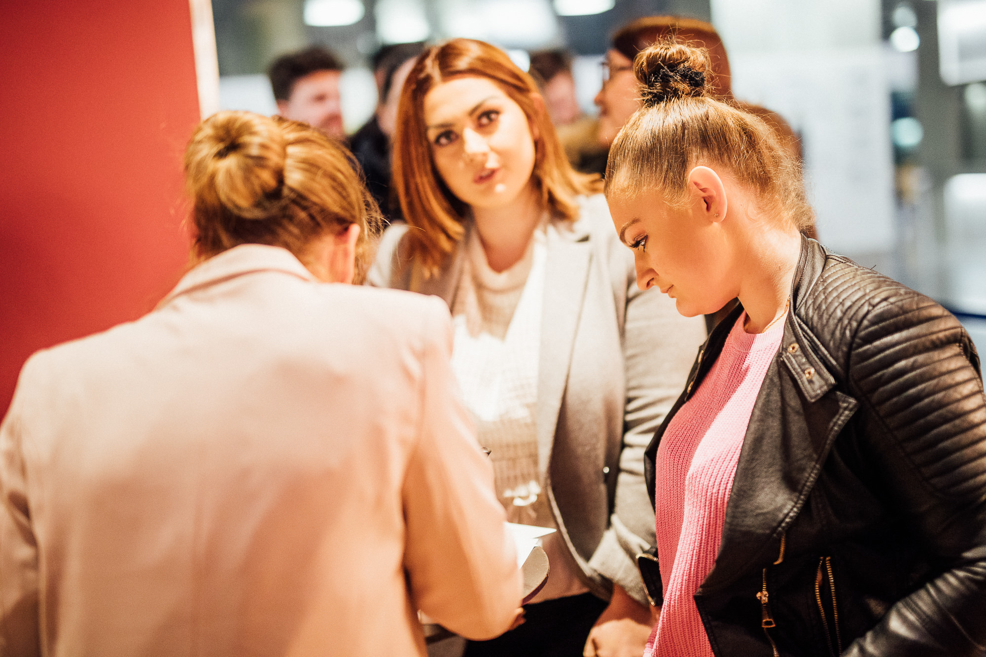 Export x3 1DX22216 KVZ Diplomfeier Handelsschule&HWD