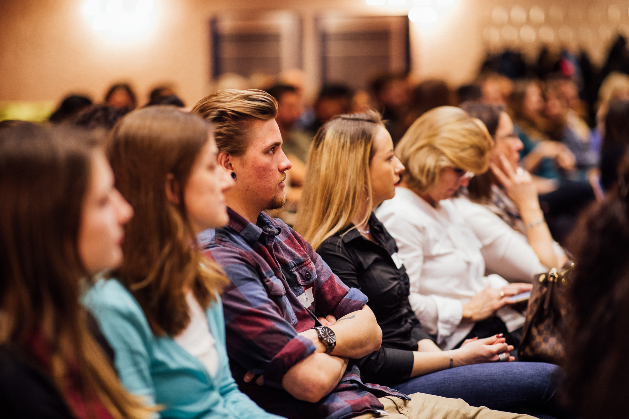 Export x3 1DX22321 KVZ Diplomfeier Handelsschule&HWD