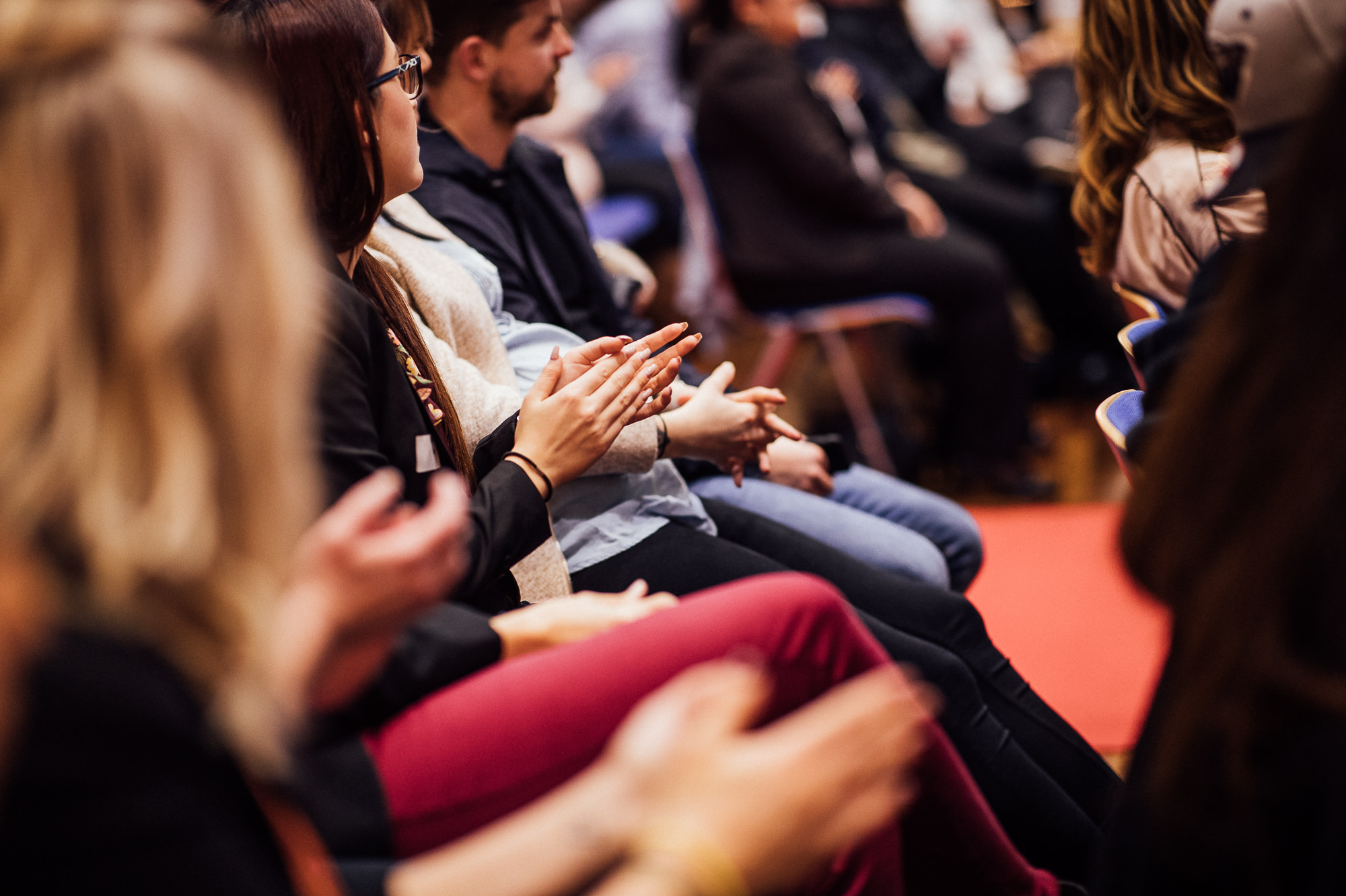 Export x3 1DX22325 KVZ Diplomfeier Handelsschule&HWD