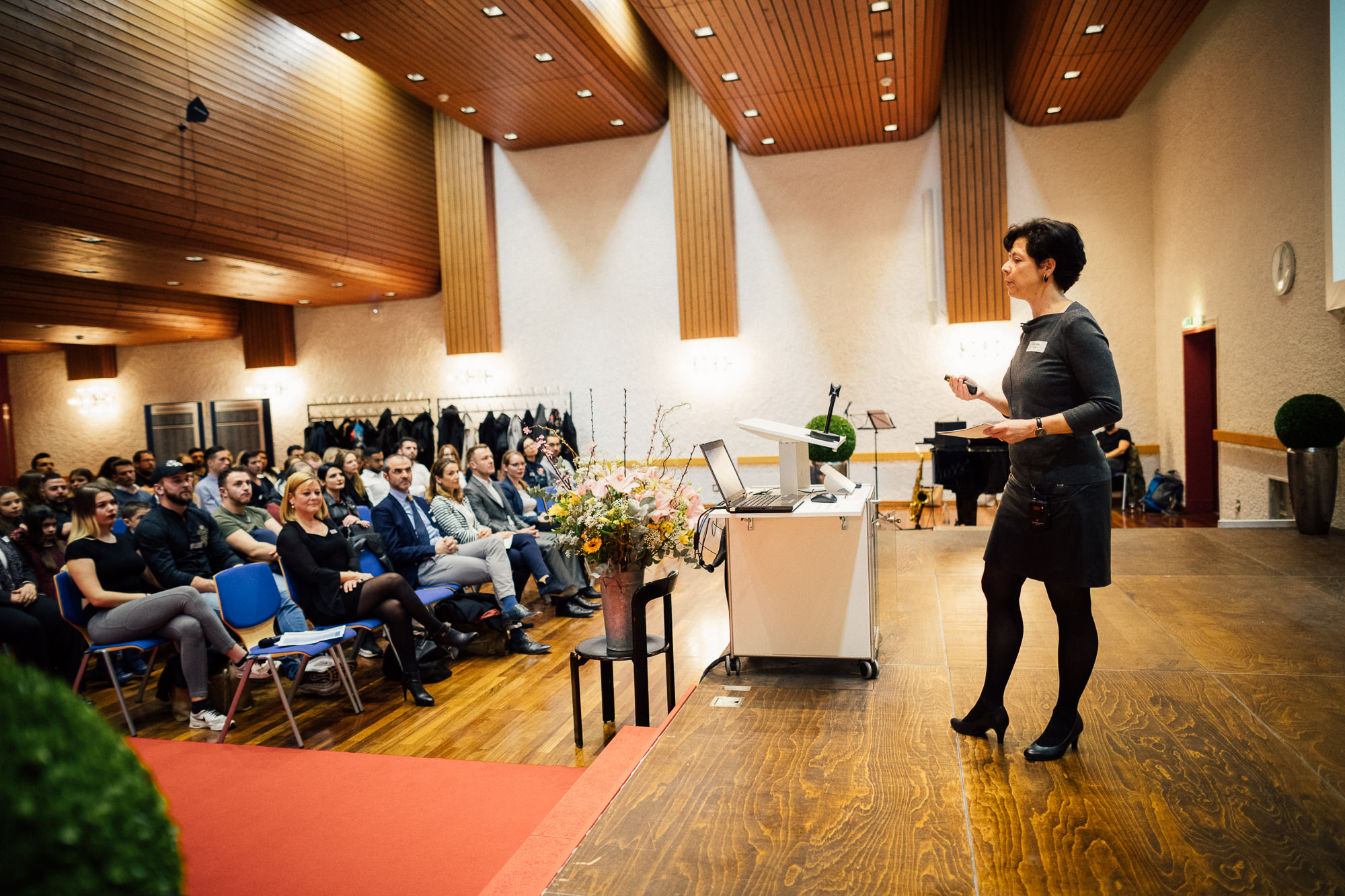 Export x3 1DX22367 KVZ Diplomfeier Handelsschule&HWD