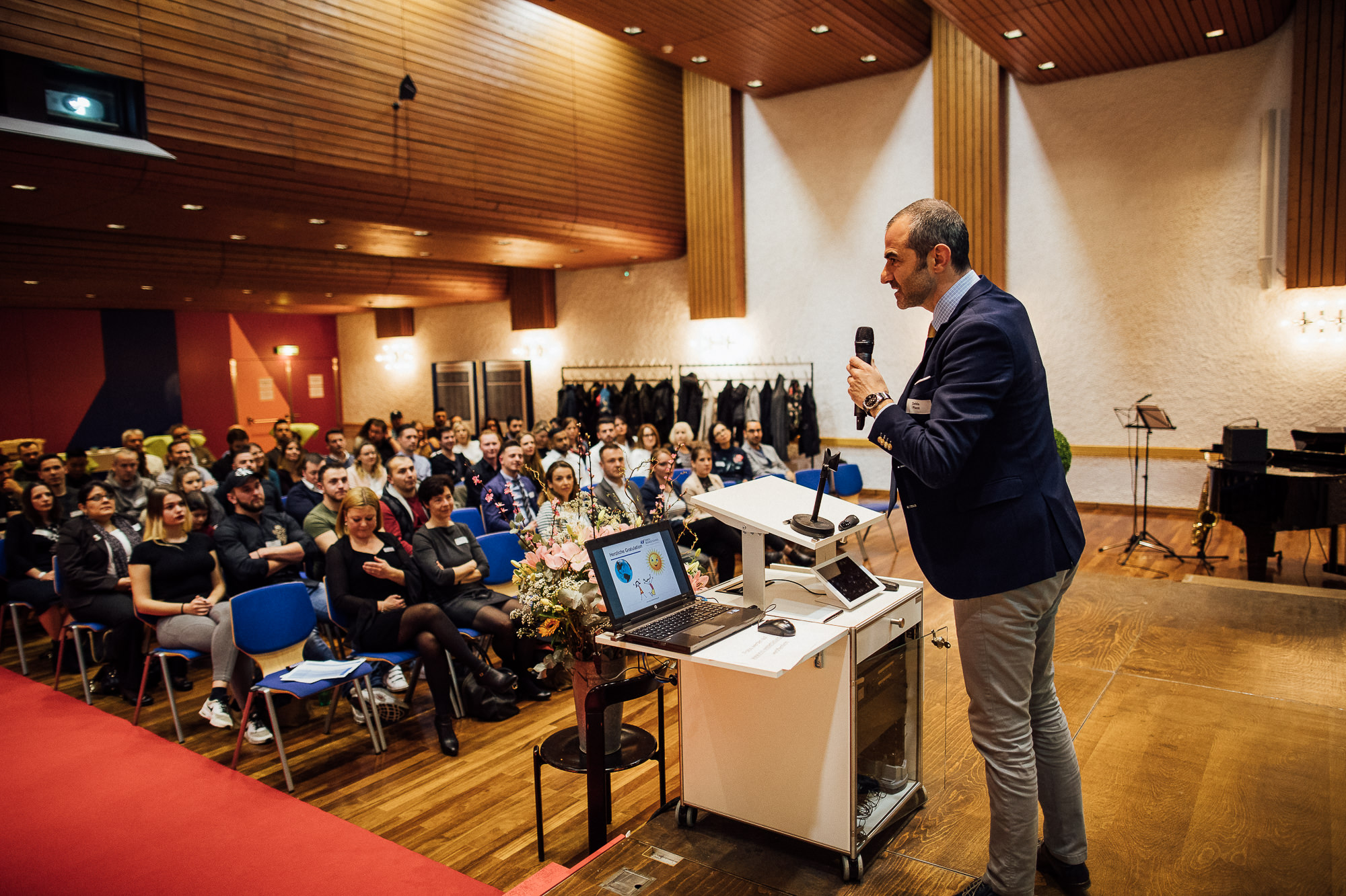 Export x3 1DX22408 KVZ Diplomfeier Handelsschule&HWD