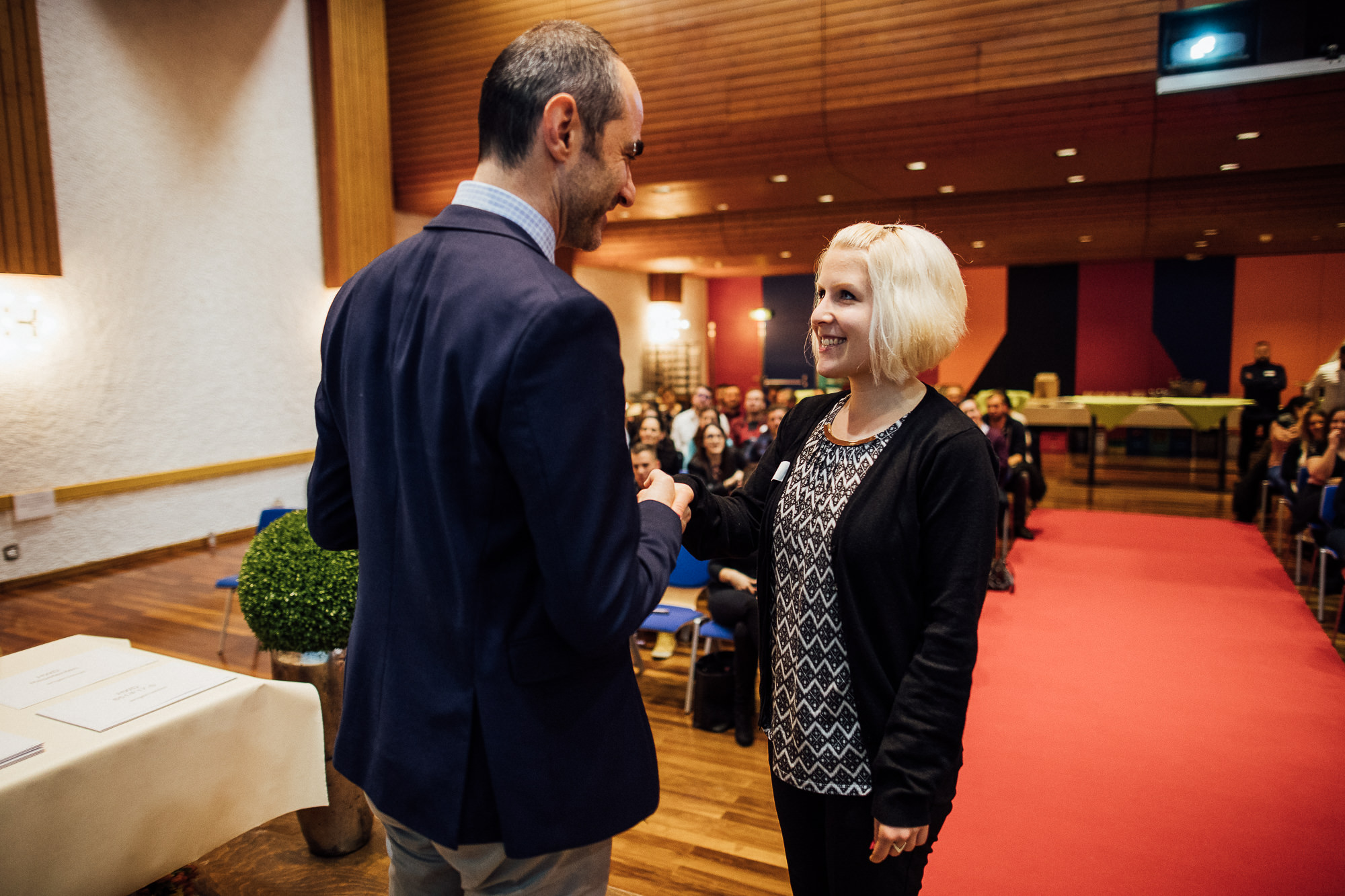 Export x3 1DX22523 KVZ Diplomfeier Handelsschule&HWD