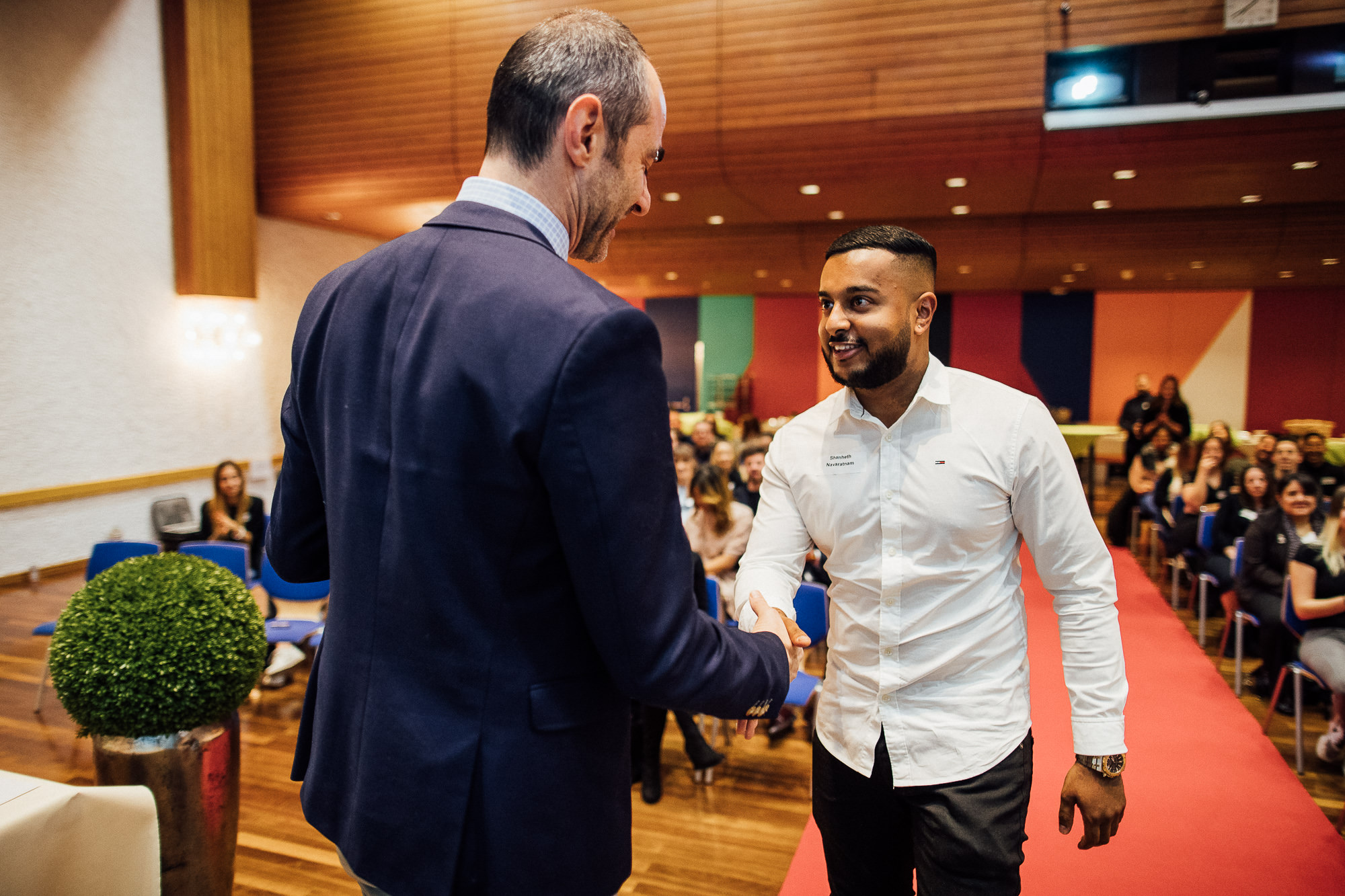 Export x3 1DX22536 KVZ Diplomfeier Handelsschule&HWD