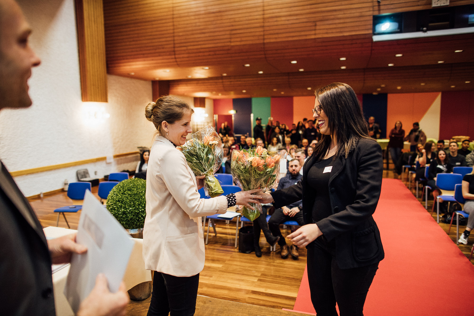 Export x3 1DX22585 KVZ Diplomfeier Handelsschule&HWD