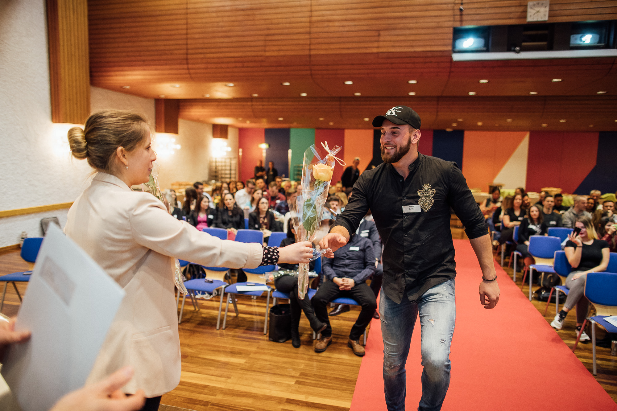 Export x3 1DX22679 KVZ Diplomfeier Handelsschule&HWD