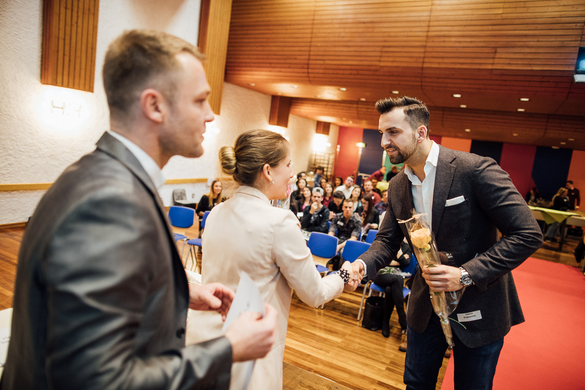 Export x3 1DX22908 KVZ Diplomfeier Handelsschule&HWD