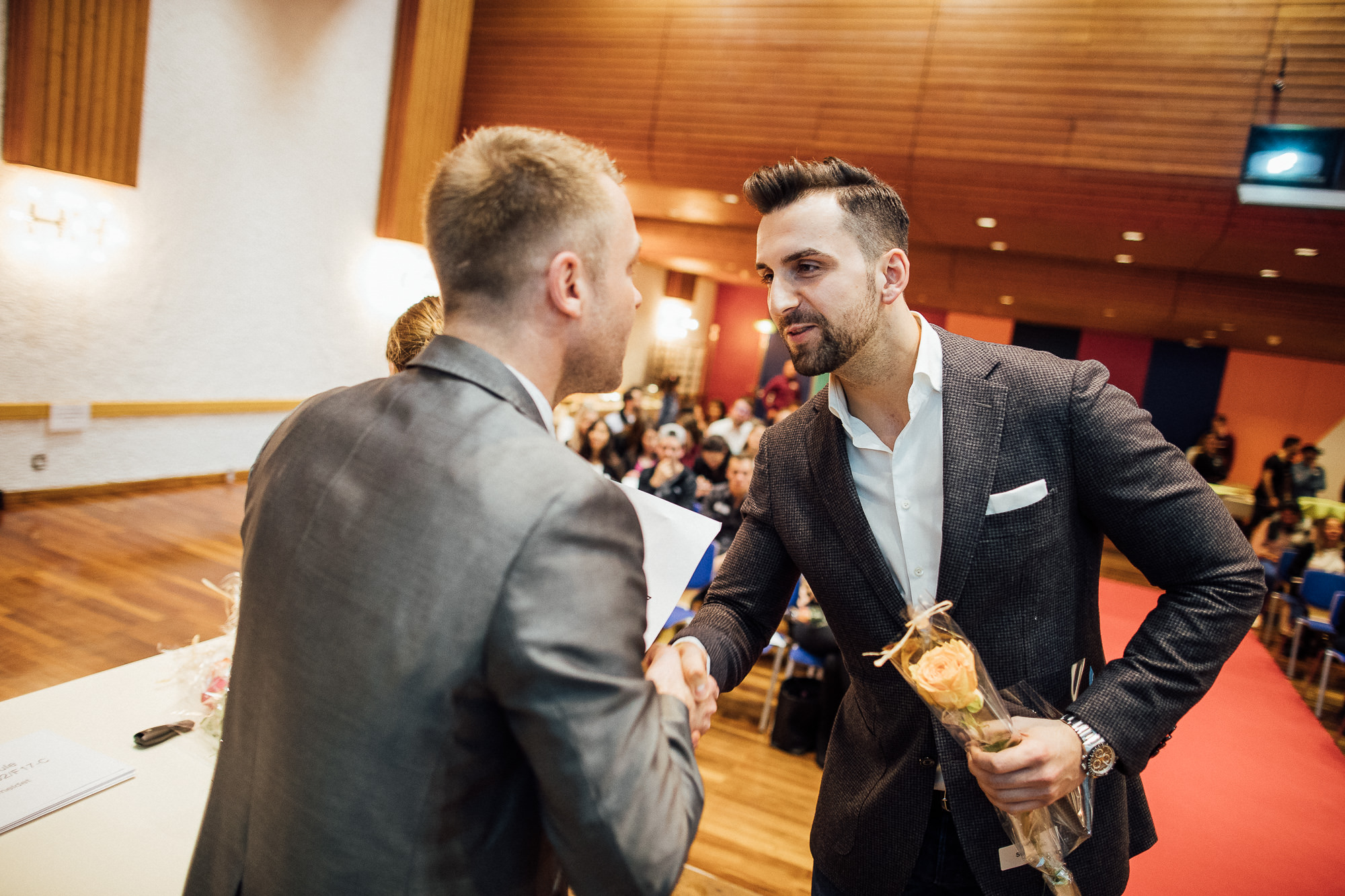 Export x3 1DX22912 KVZ Diplomfeier Handelsschule&HWD