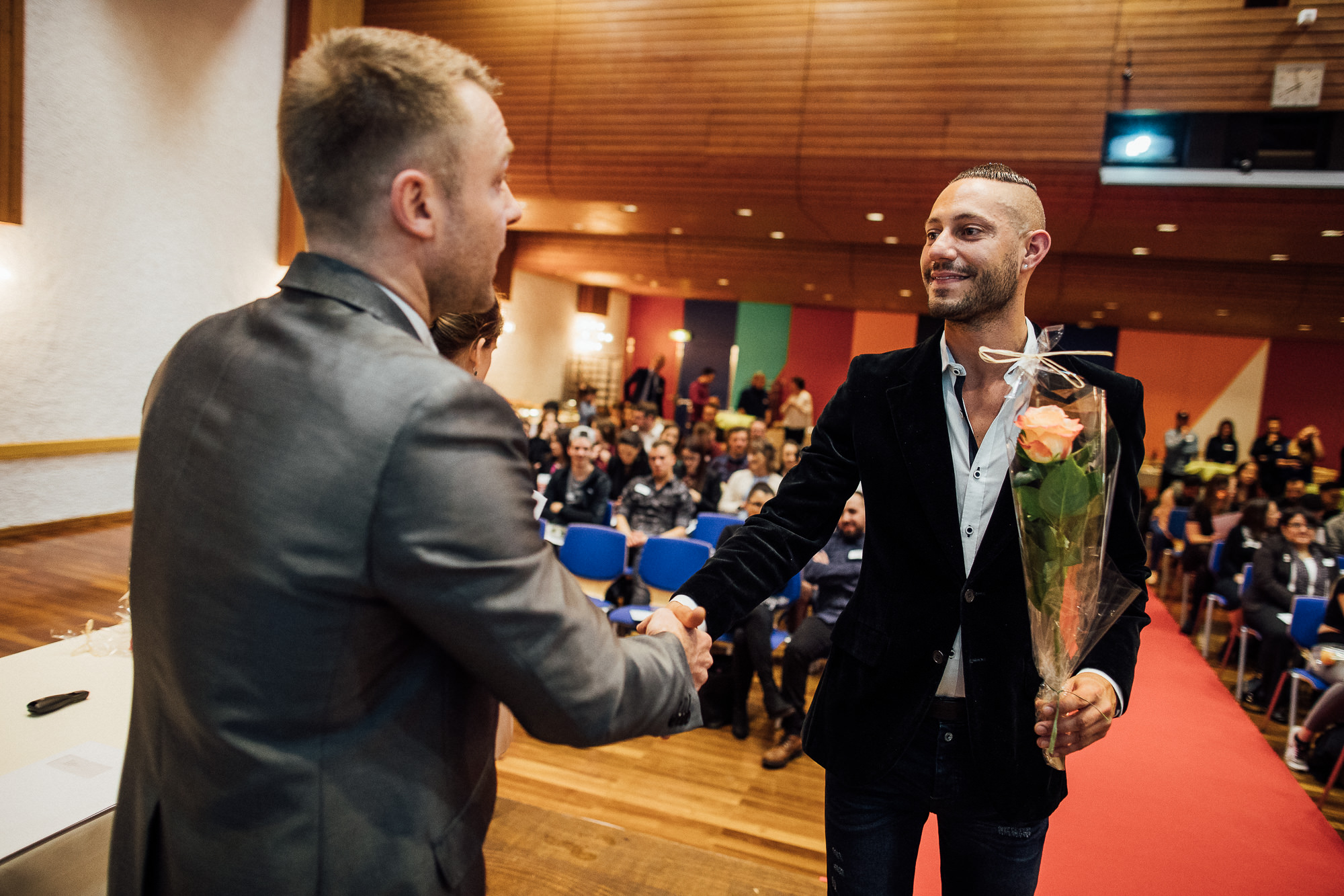 Export x3 1DX22954 KVZ Diplomfeier Handelsschule&HWD