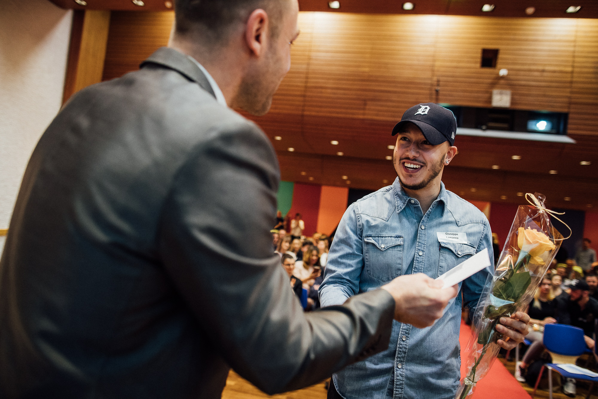 Export x3 1DX22981 KVZ Diplomfeier Handelsschule&HWD