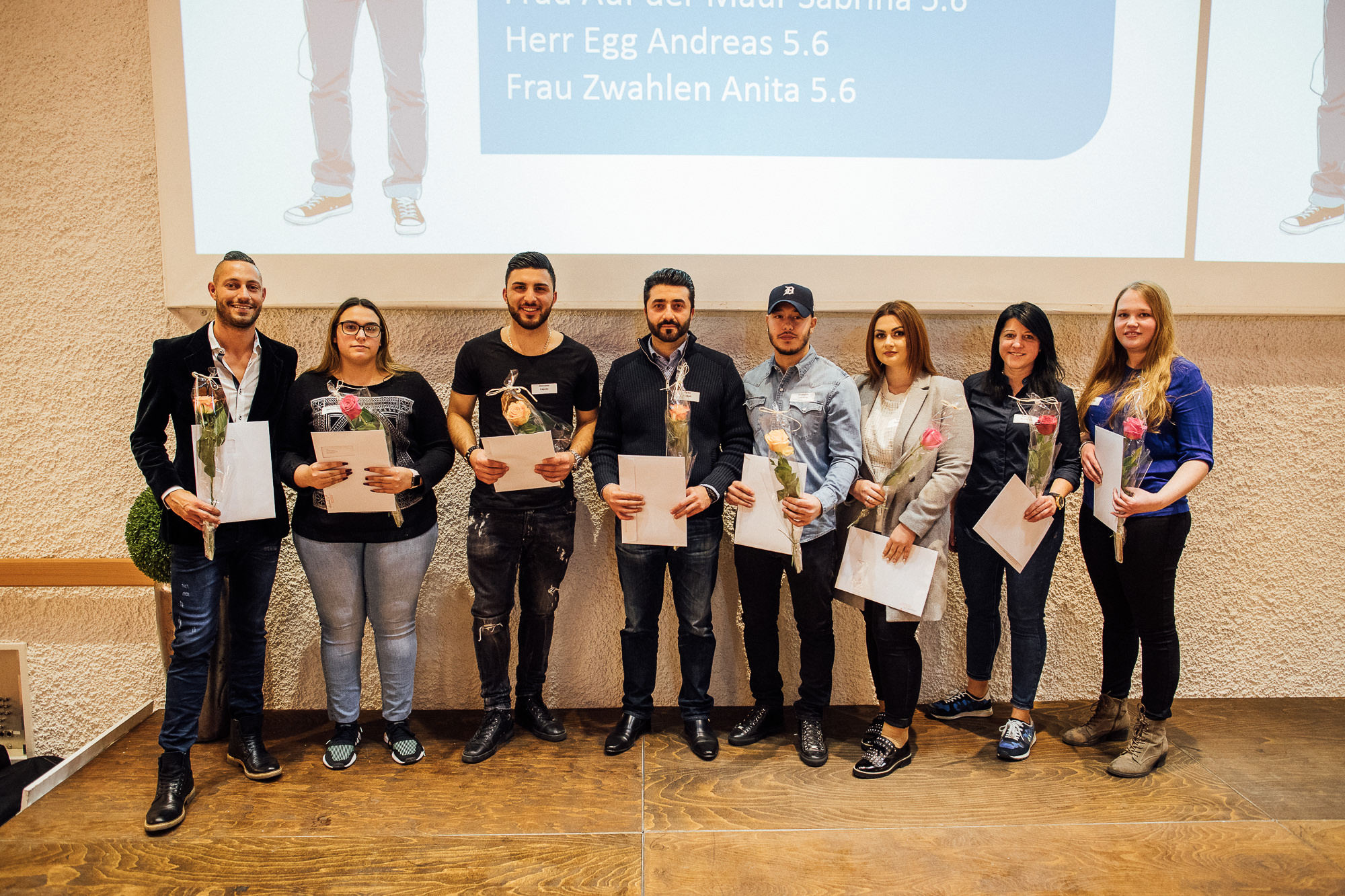 Export x3 1DX23010 KVZ Diplomfeier Handelsschule&HWD