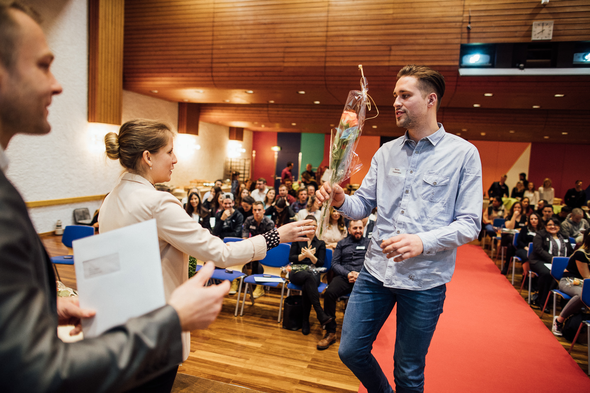 Export x3 1DX23021 KVZ Diplomfeier Handelsschule&HWD