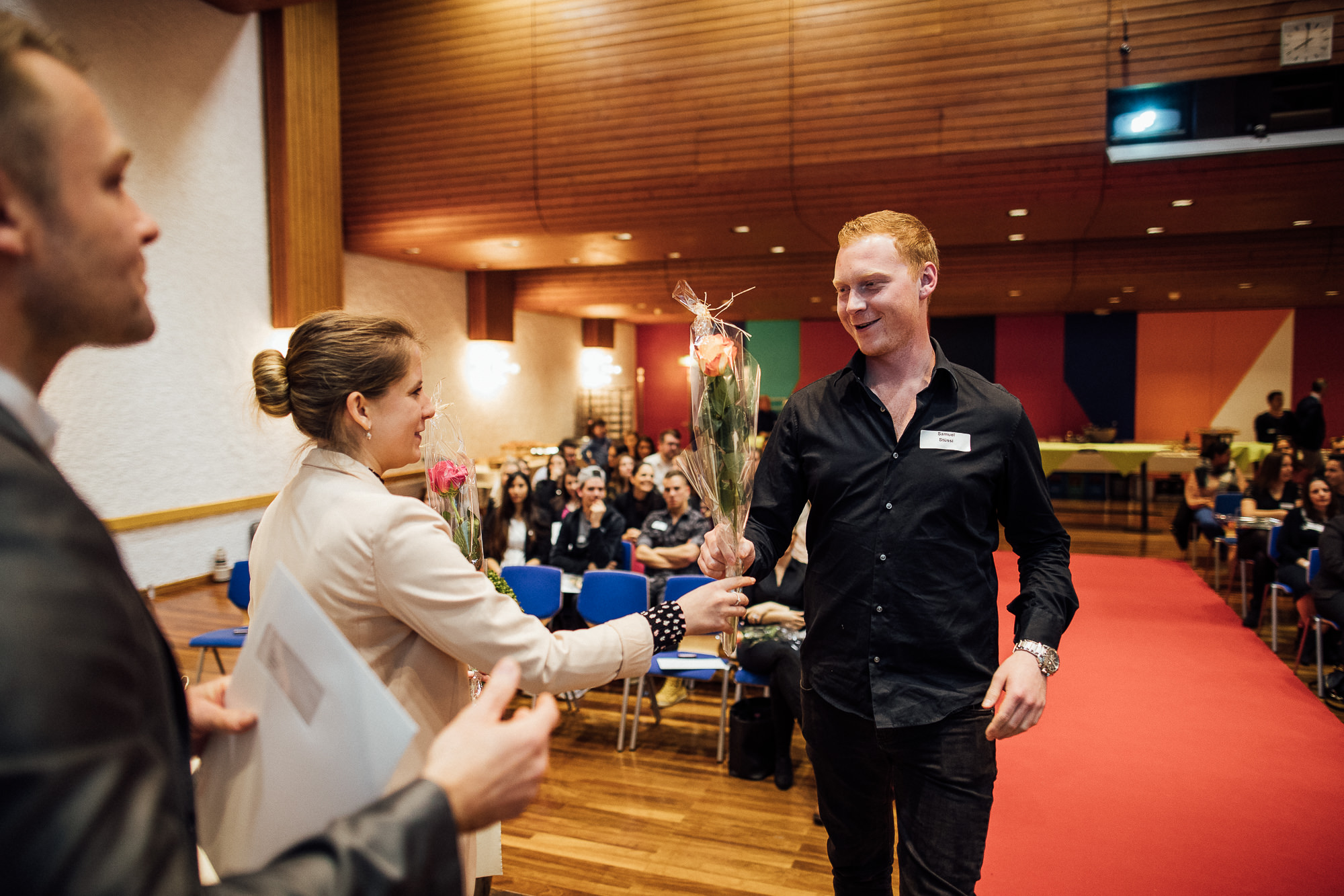 Export x3 1DX23050 KVZ Diplomfeier Handelsschule&HWD