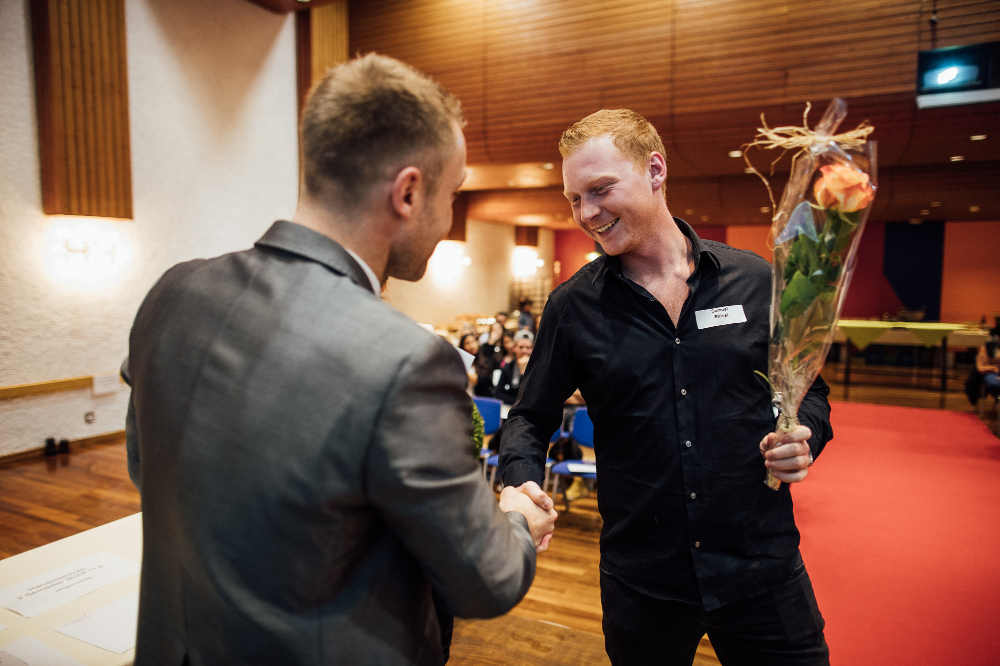 Export x3 1DX23052 KVZ Diplomfeier Handelsschule&HWD