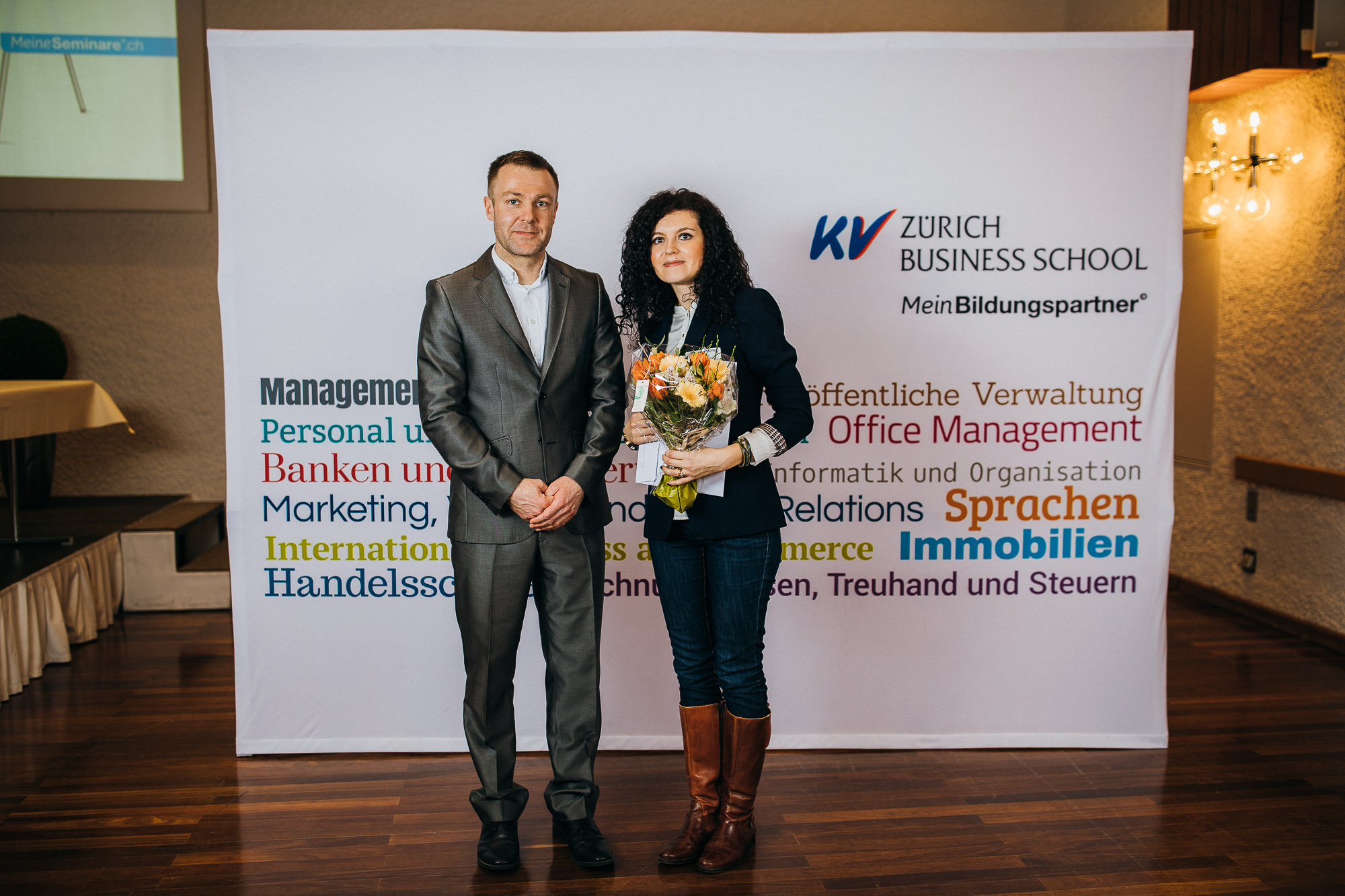 Export x3 5D4 2883 KVZ Diplomfeier Handelsschule&HWD