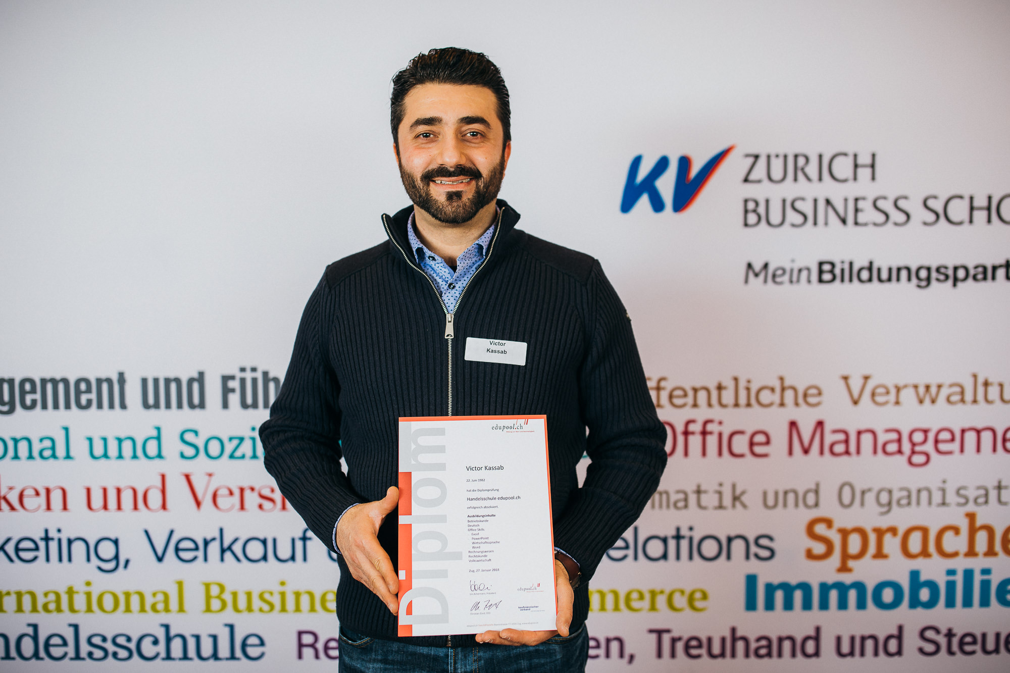 Export x3 5D4 2908 KVZ Diplomfeier Handelsschule&HWD