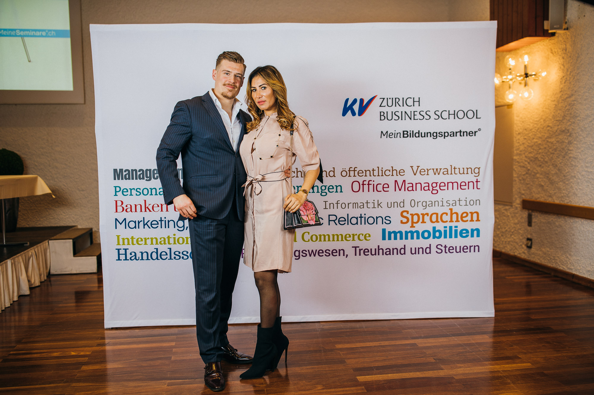 Export x3 5D4 2941 KVZ Diplomfeier Handelsschule&HWD