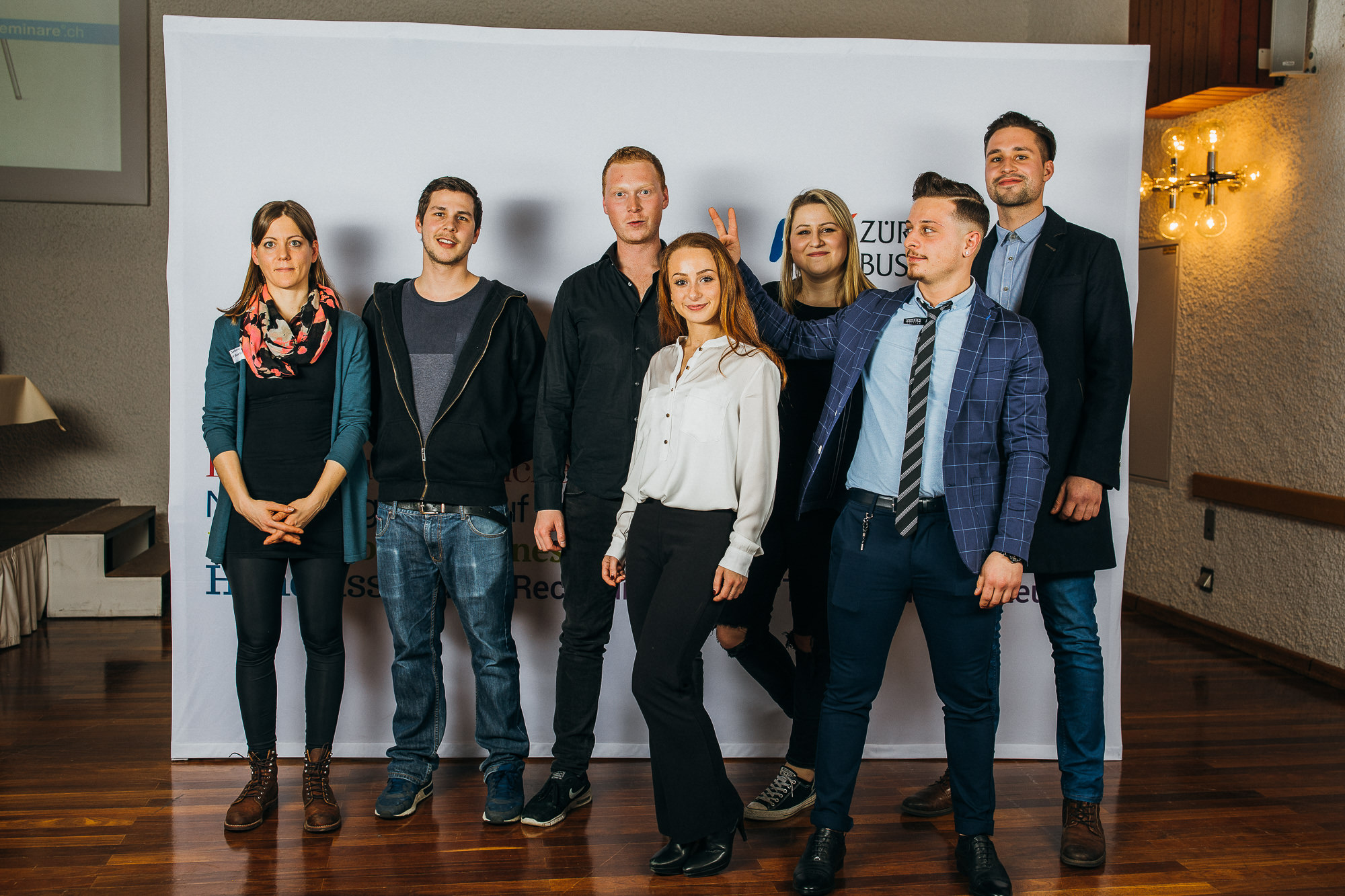 Export x3 5D4 2989 KVZ Diplomfeier Handelsschule&HWD