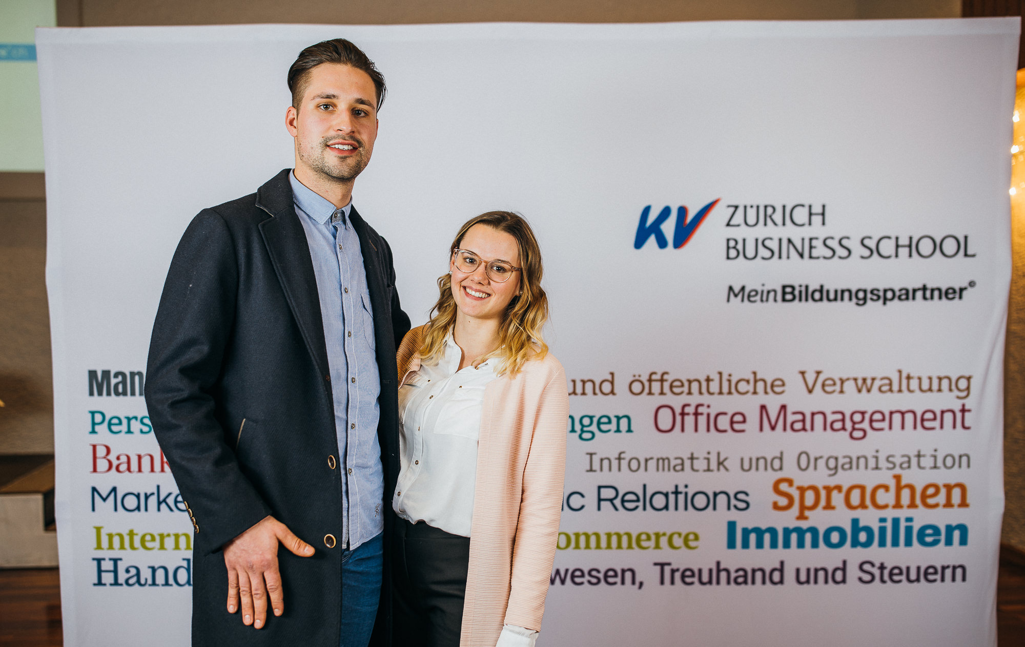 Export x3 5D4 3002 KVZ Diplomfeier Handelsschule&HWD